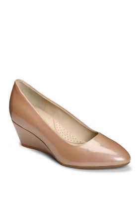 aerosoles inner circle women's wedge shoes