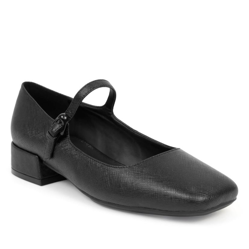 Isannah Maryjane Heel