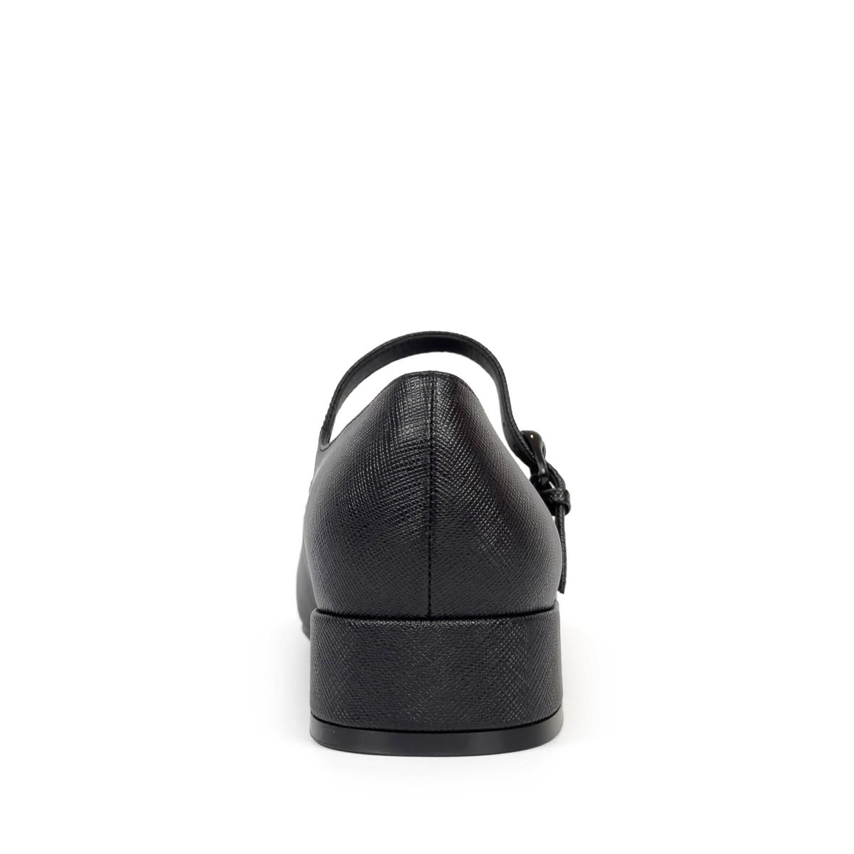 Isannah Maryjane Heel