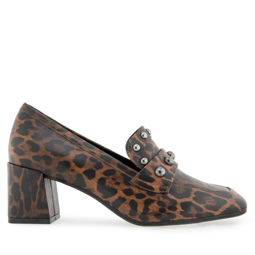 Izell Tailored Pump