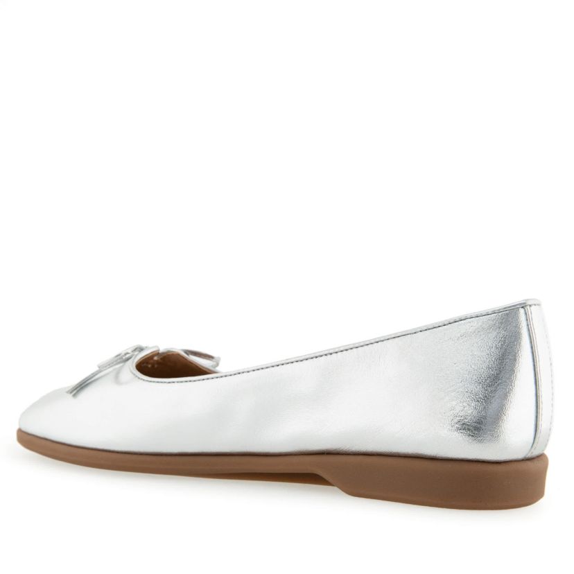 Novia Ballet Flats