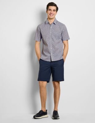 Van Heusen Men's Everyday Defense Printed Short Sleeve Shirt, Medium