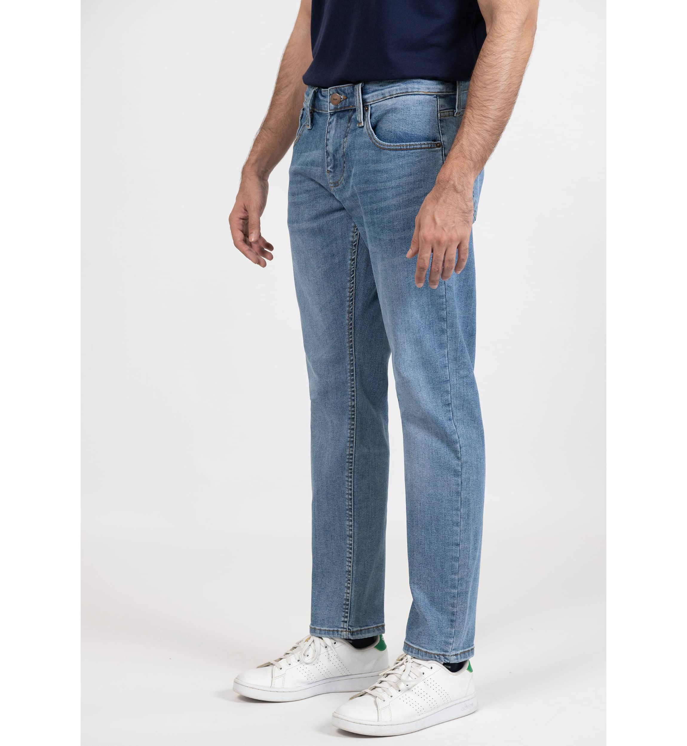 Light Wash Slim Fit Jeans - Ultra