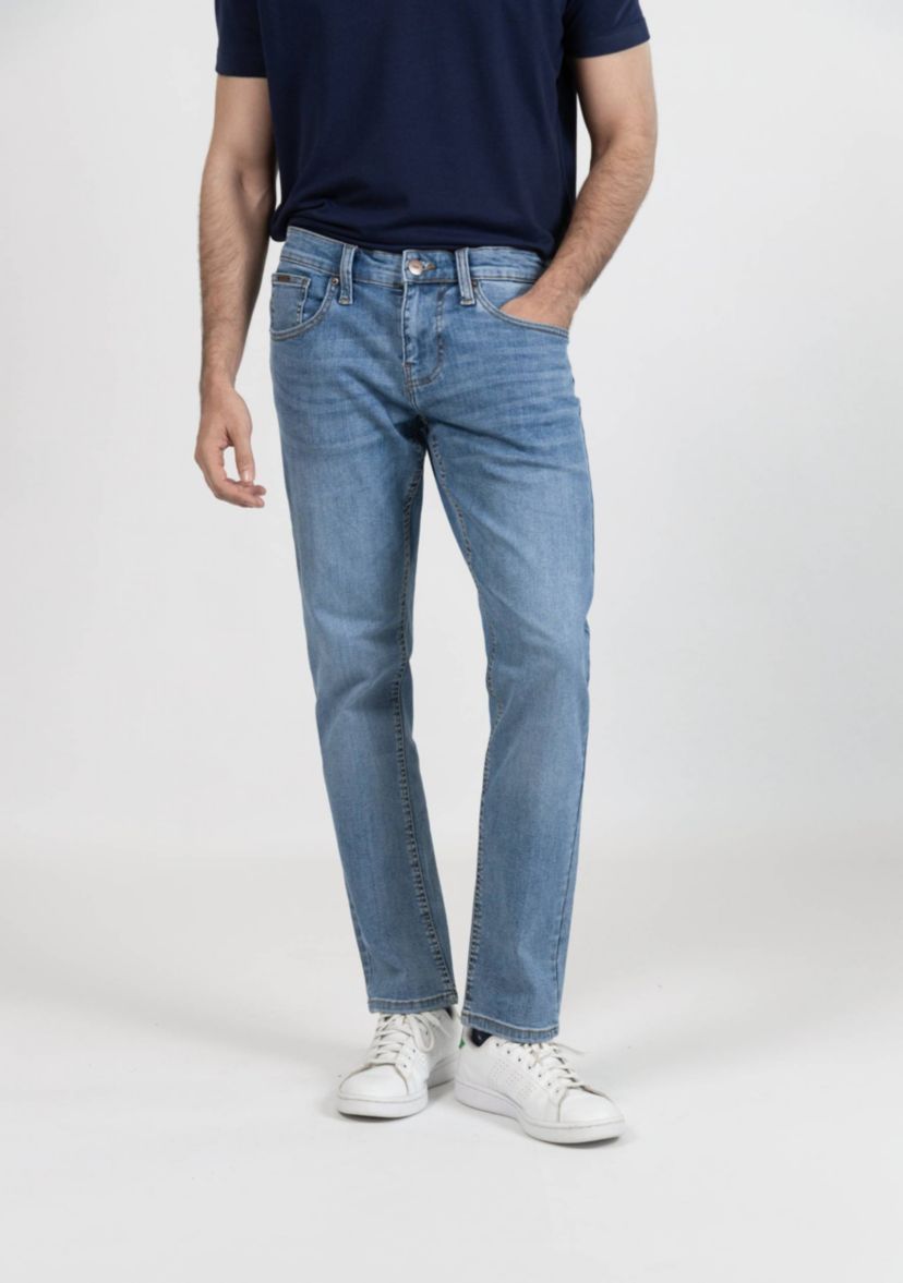 Light Wash Slim Fit Jeans - Ultra