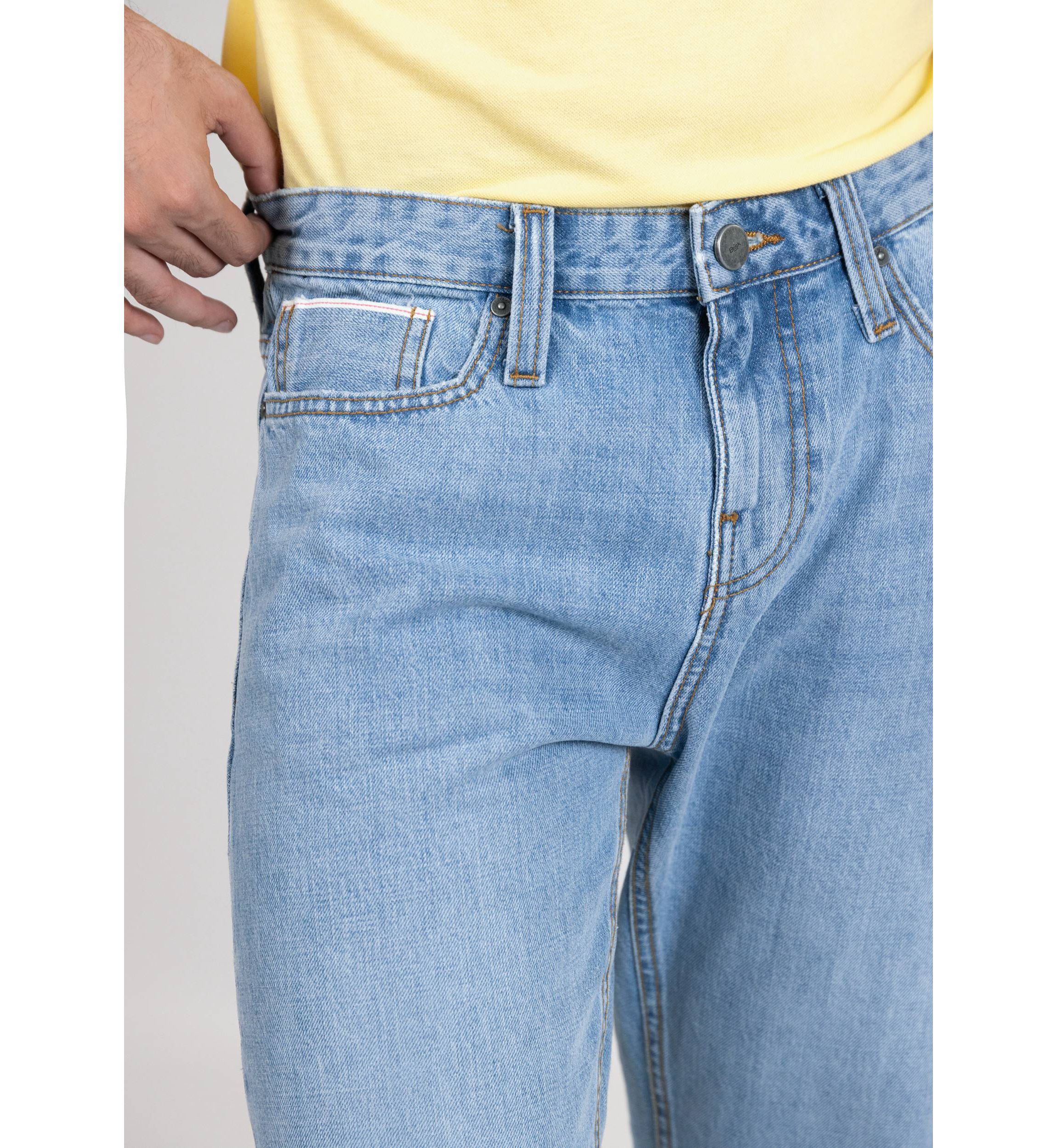 Light Wash Slim Straight Selvedge Jeans - Stud