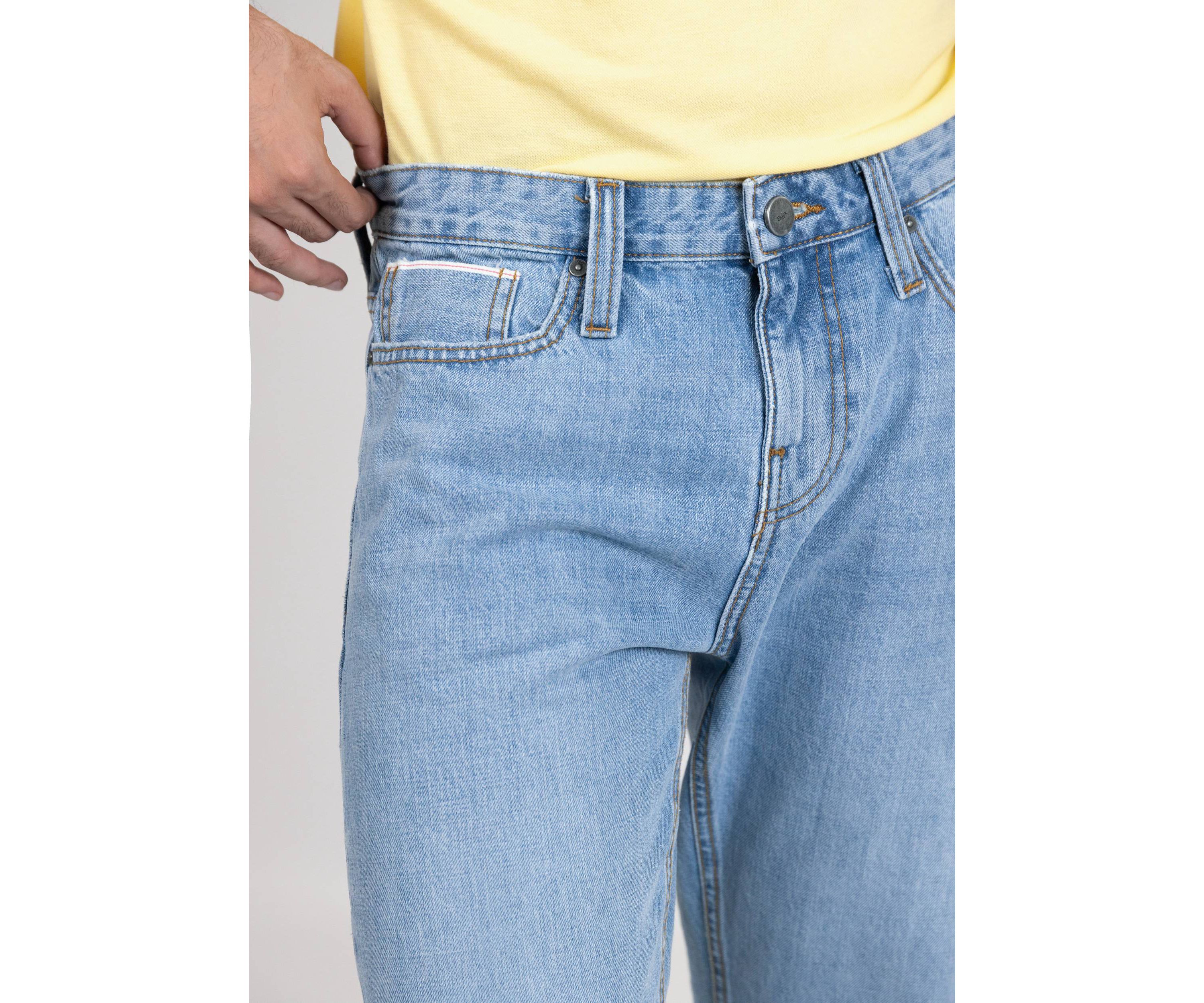 Light Wash Slim Straight Selvedge Jeans - Stud