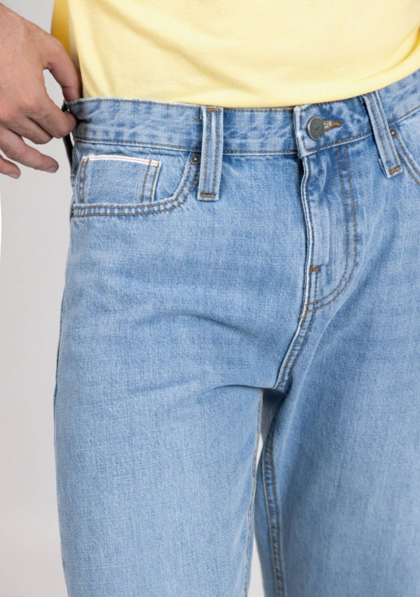 Light Wash Slim Straight Selvedge Jeans - Stud