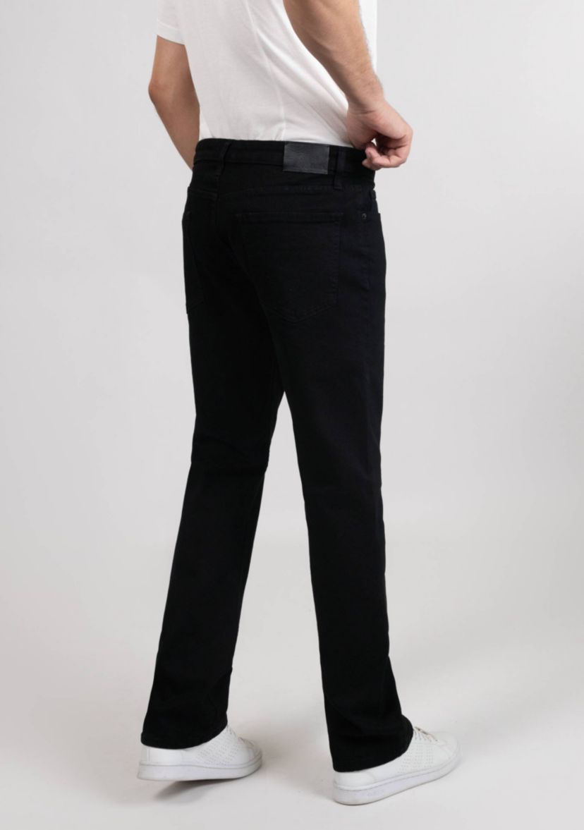 Black Rinse Wash Straight Fit Jeans - Lift