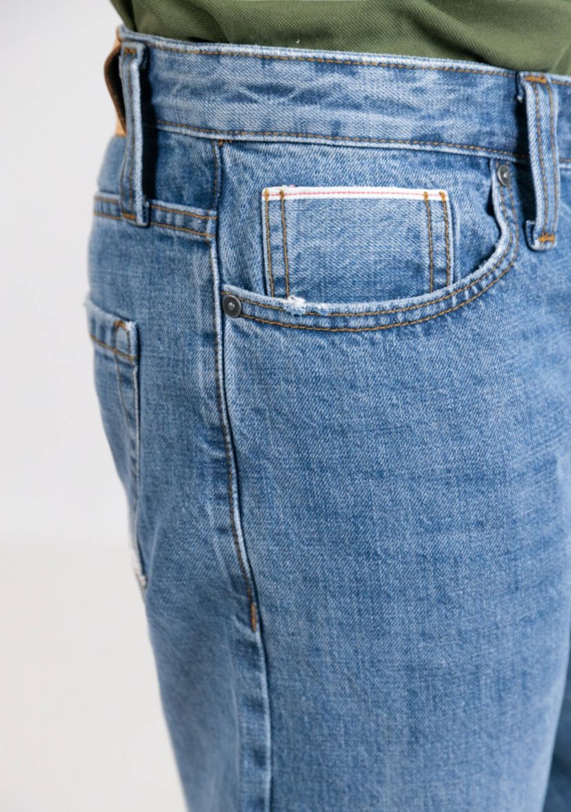Light Medium Wash Slim Straight Selvedge Jeans - Stud