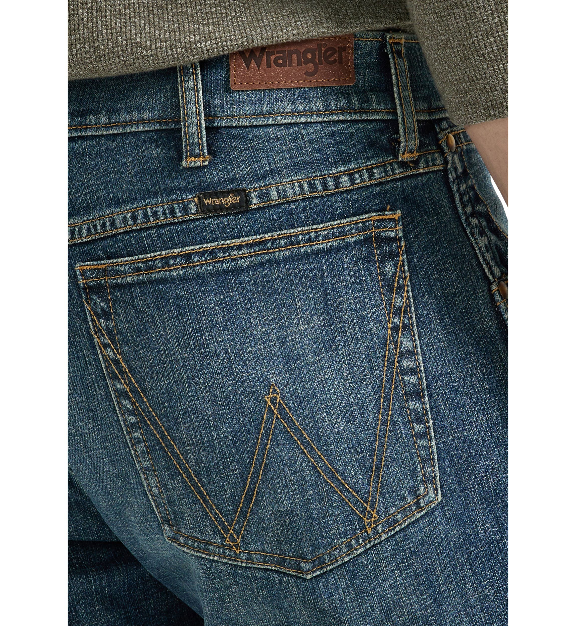   Relaxed Bootcut Jeans 