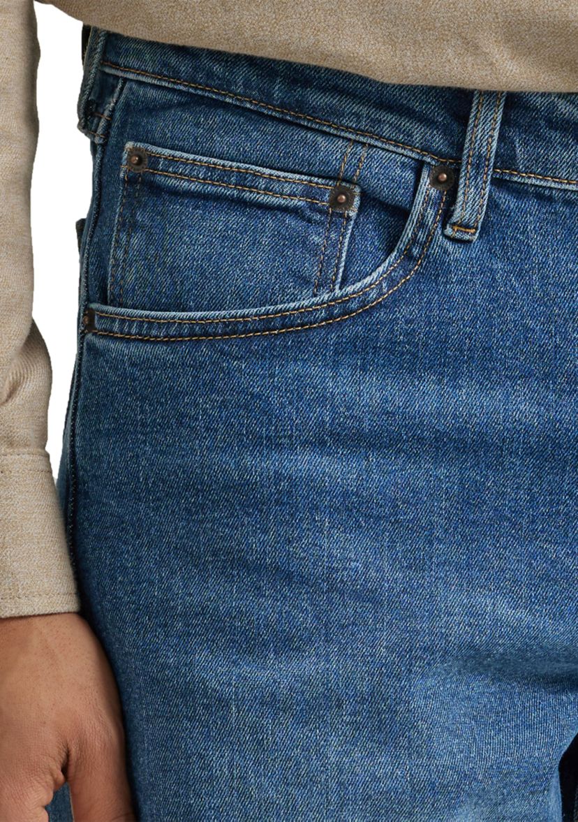   Relaxed Fit Jeans 