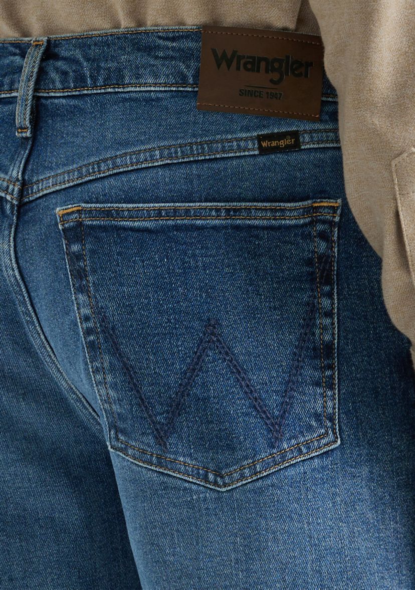   Relaxed Fit Jeans 