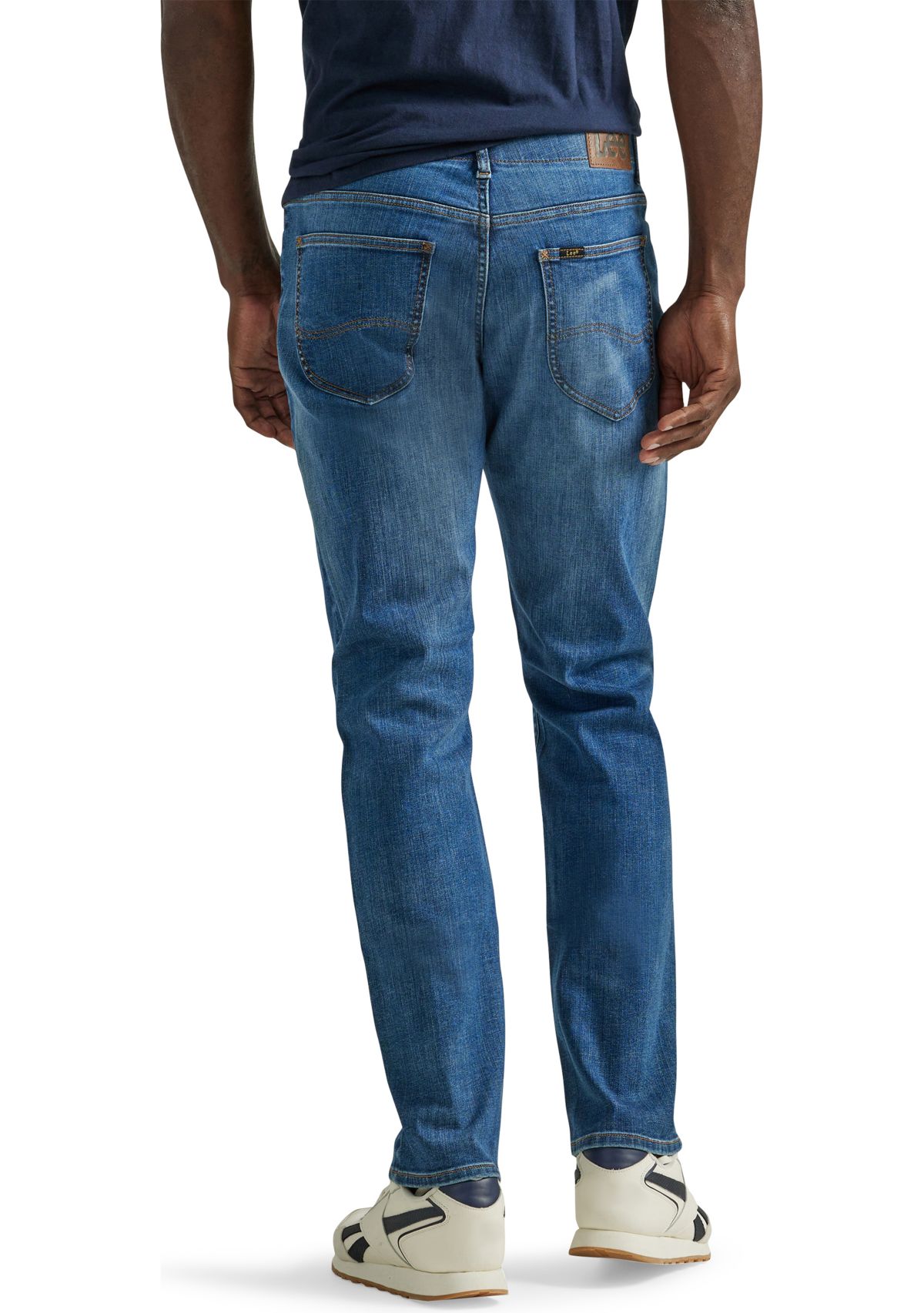 Mens Extreme Motion Athletic Tapered Leg Jeans