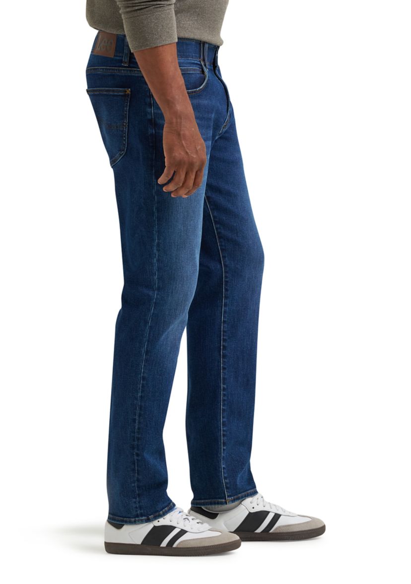 Extreme Motion Jeans