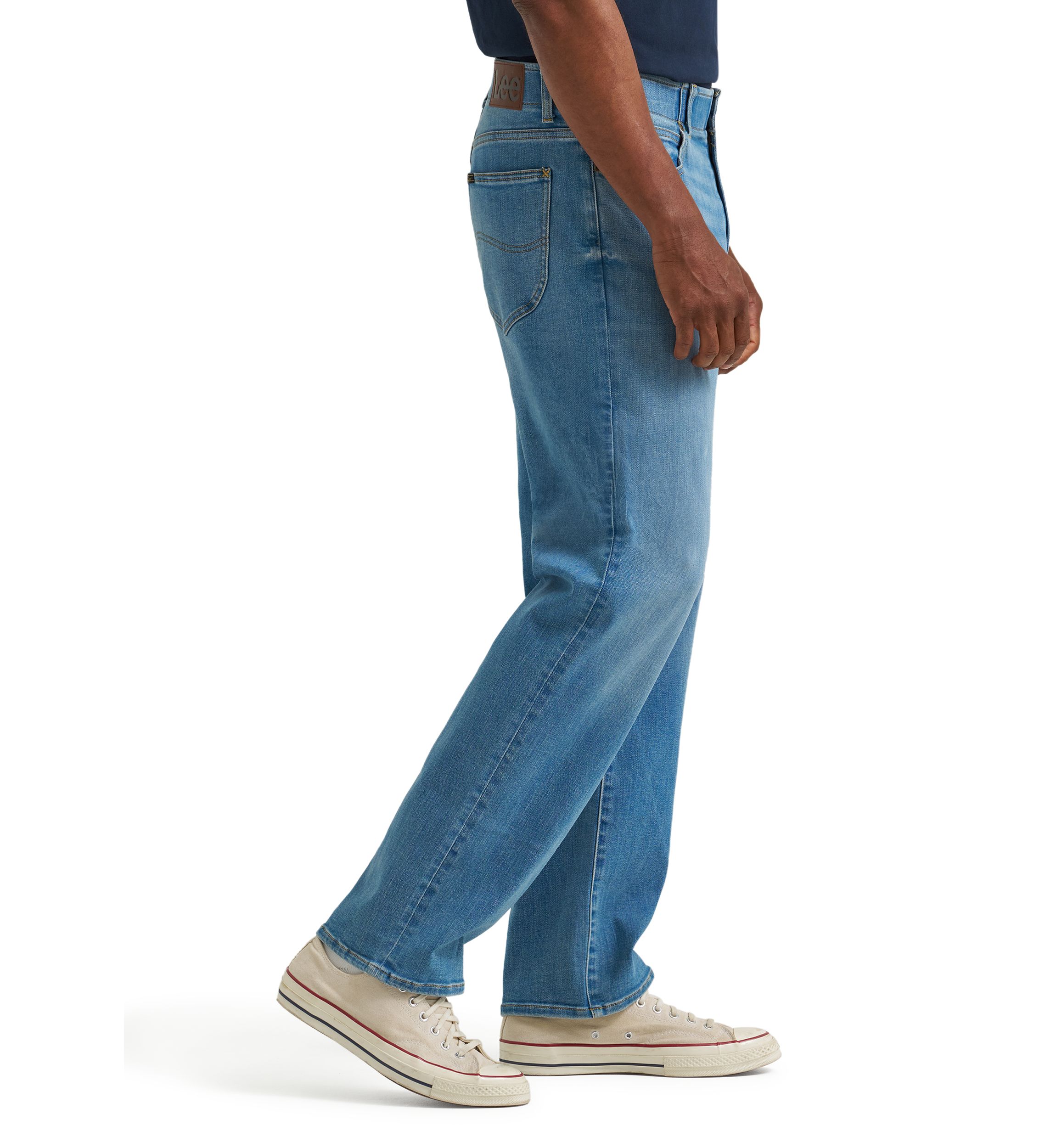 Extreme Motion Loose Fit Jeans