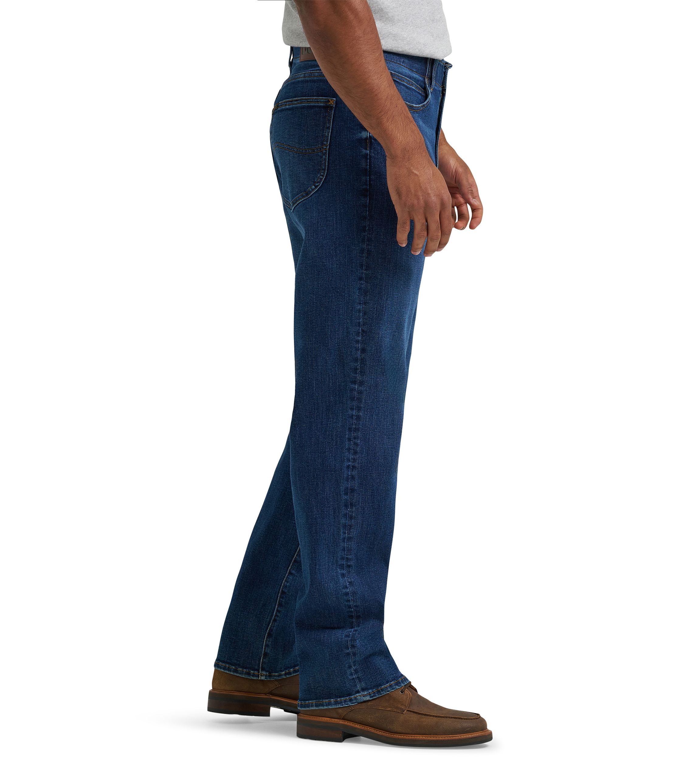 Extreme Motion Loose Fit Jeans
