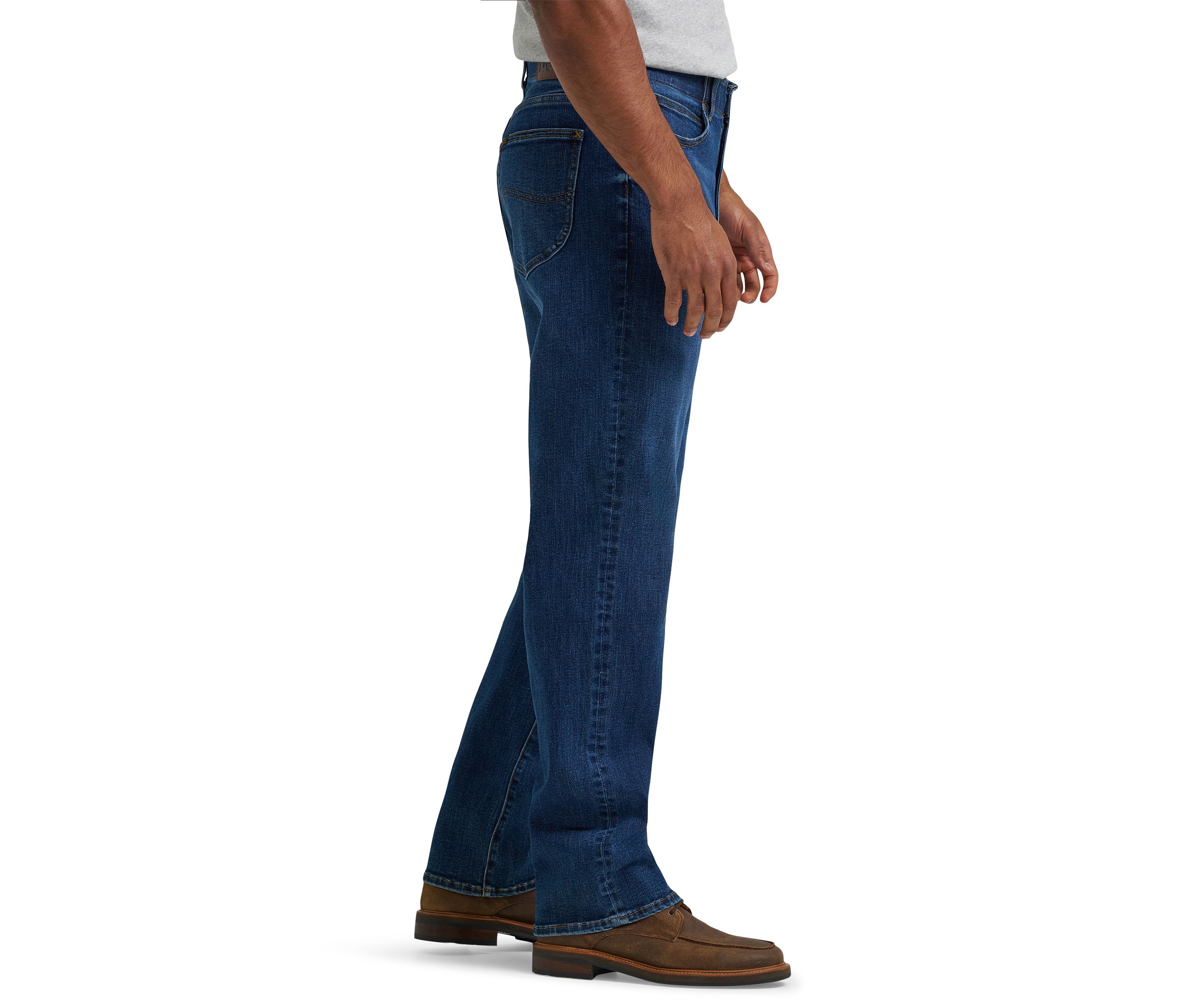 Extreme Motion Loose Fit Jeans