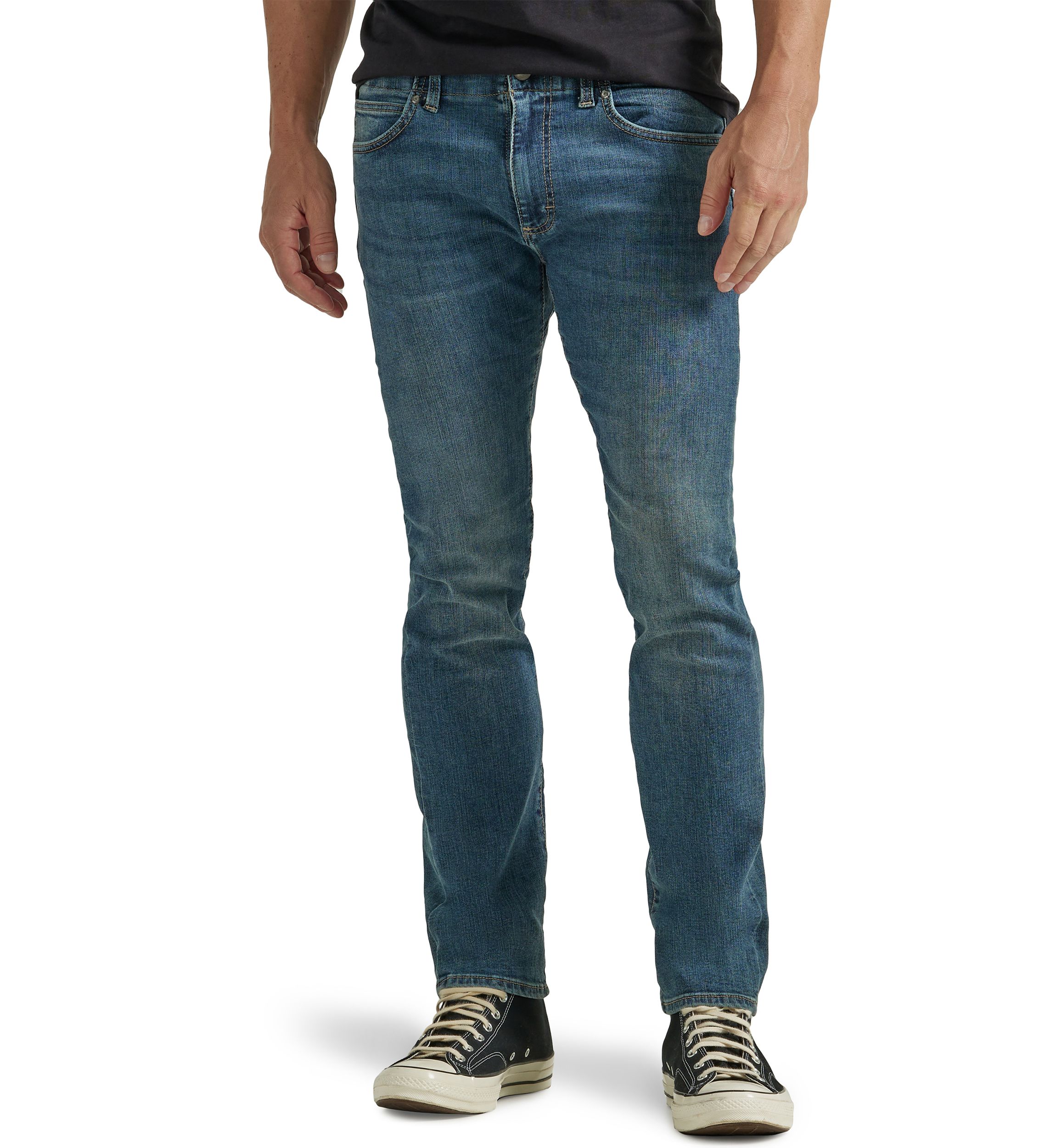 Men’s Extreme Motion Slim Straight Leg Jeans