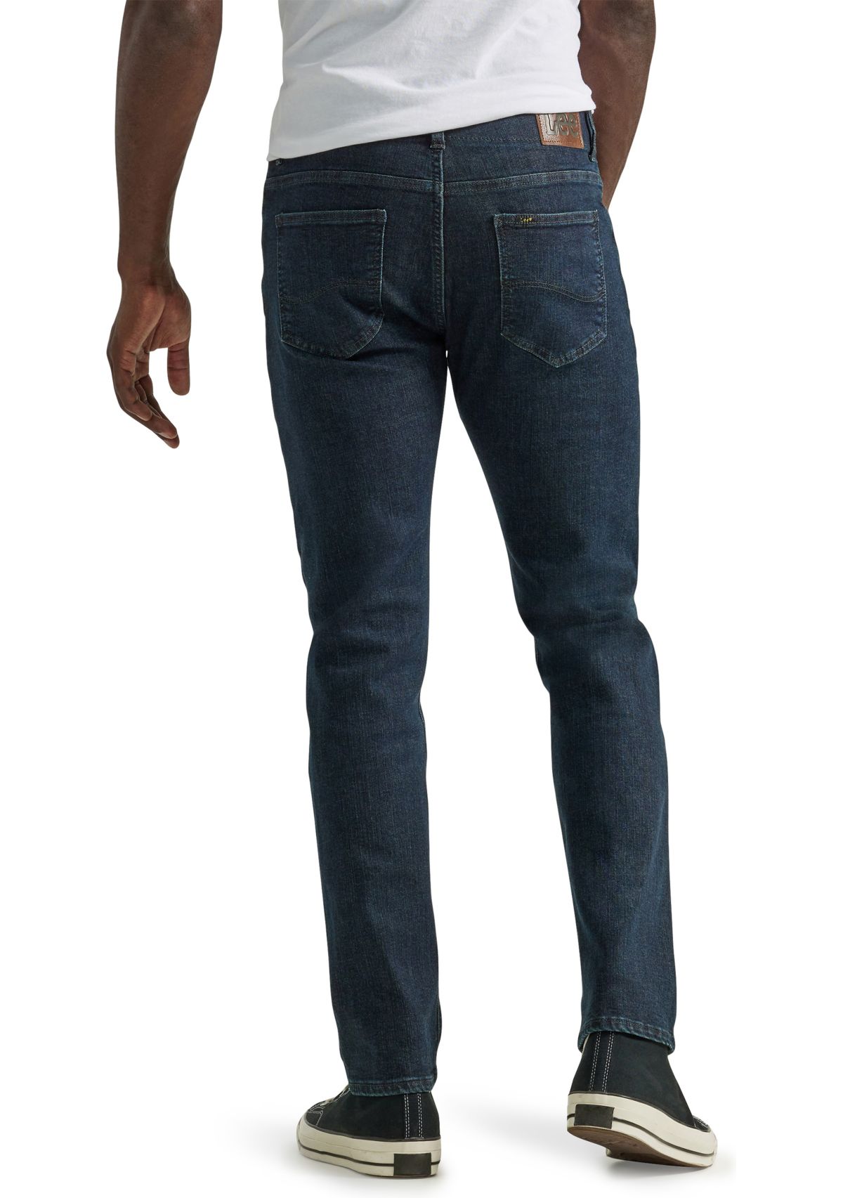   Men’s Extreme Motion Slim Straight Leg Jeans 