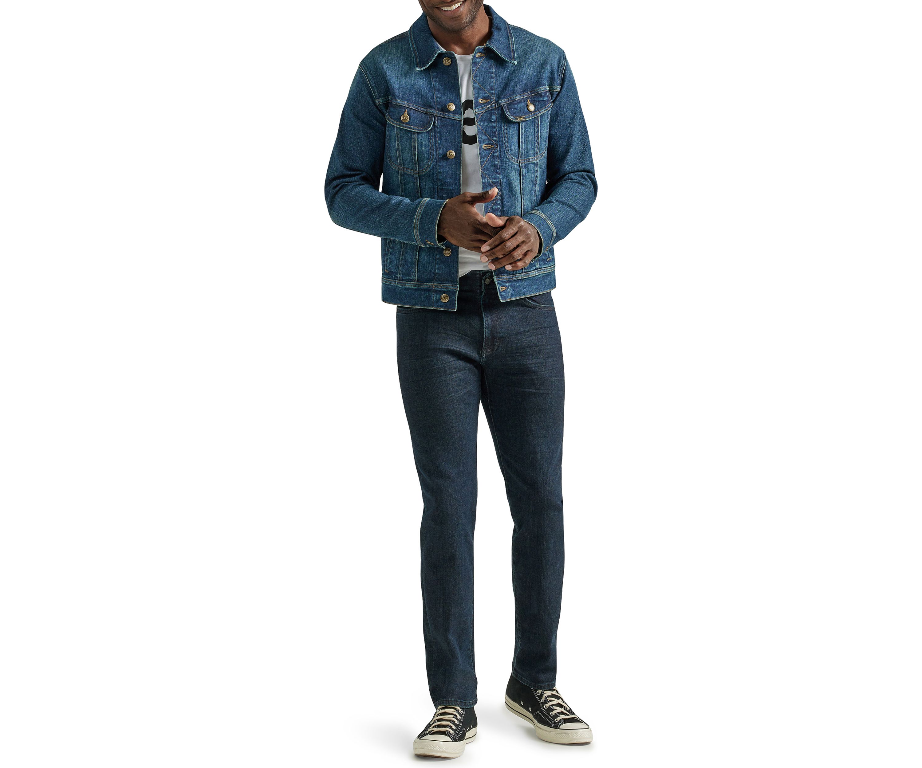  Men’s Extreme Motion Slim Straight Leg Jeans 