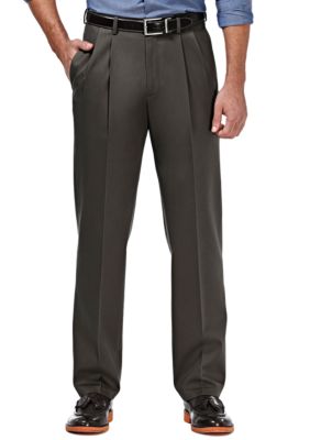 Haggar Men's Premium Stretch No Iron Khaki Classic Fit Hidden Expandable Waistband Pleated Pants, Gray, 32 x 30