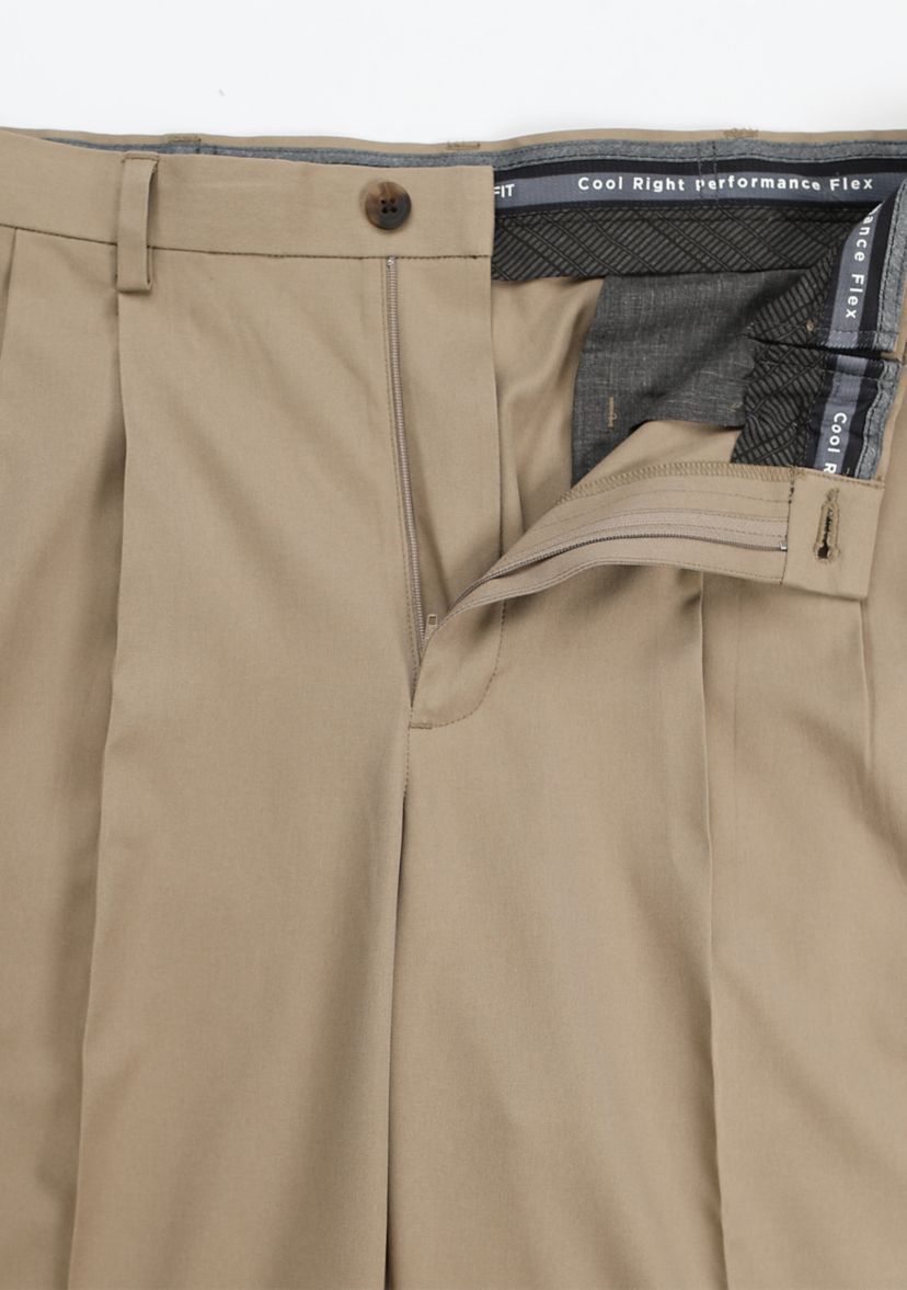 Mens Cool Right Performance Flex Solid Classic Fit Pleat Pants