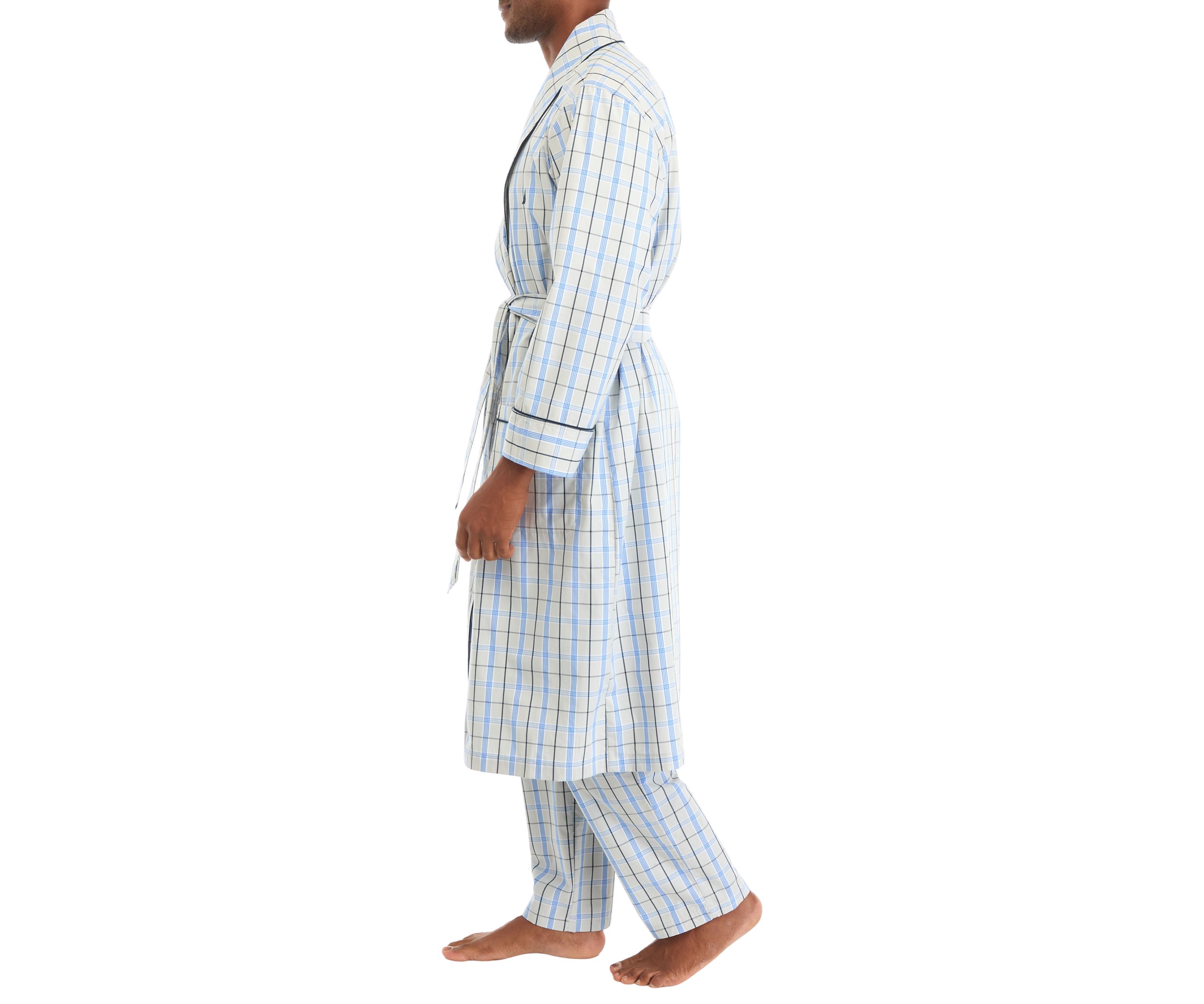 Sustainably Crafted Plaid Robe
