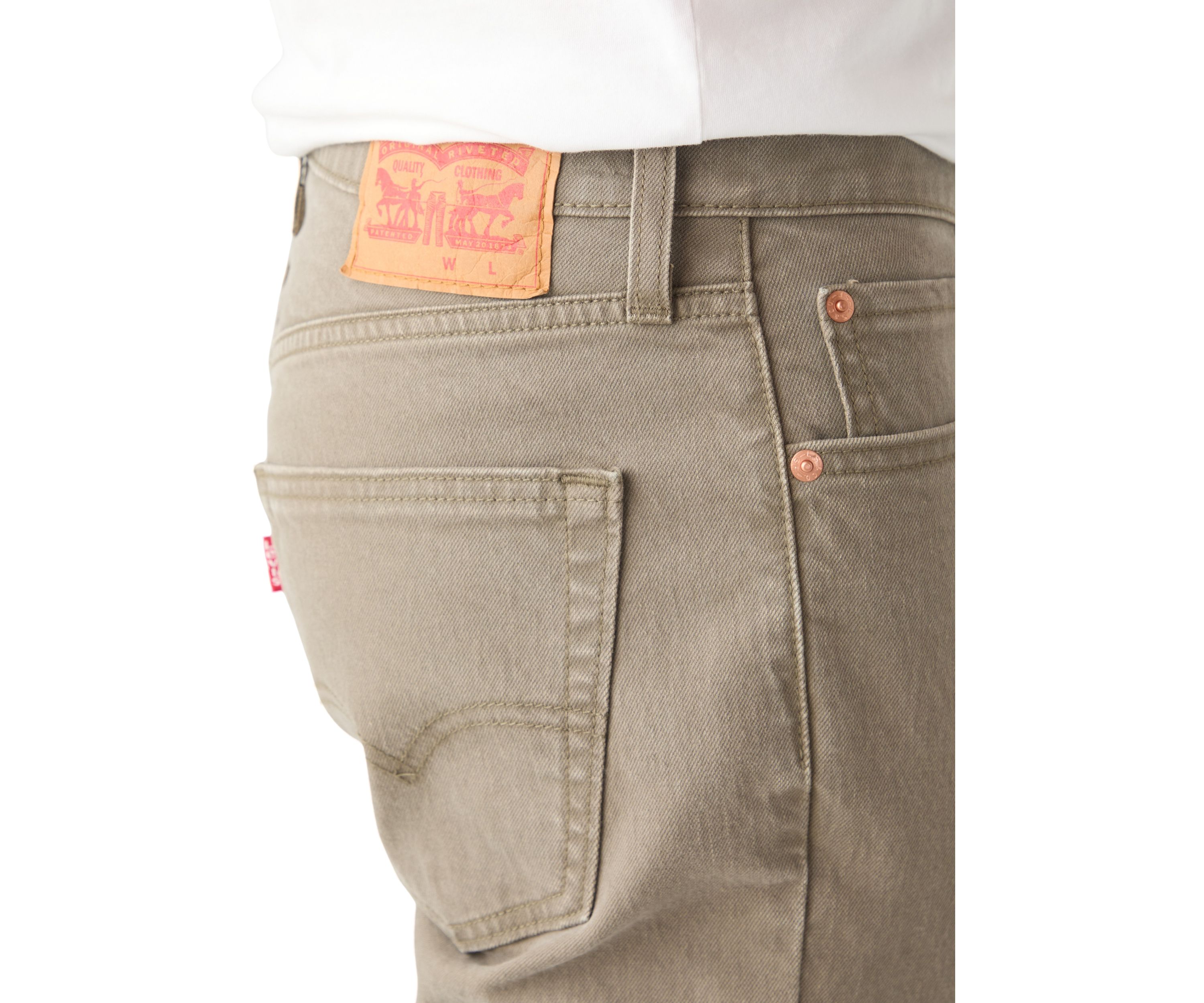 541® Athletic Taper Jeans