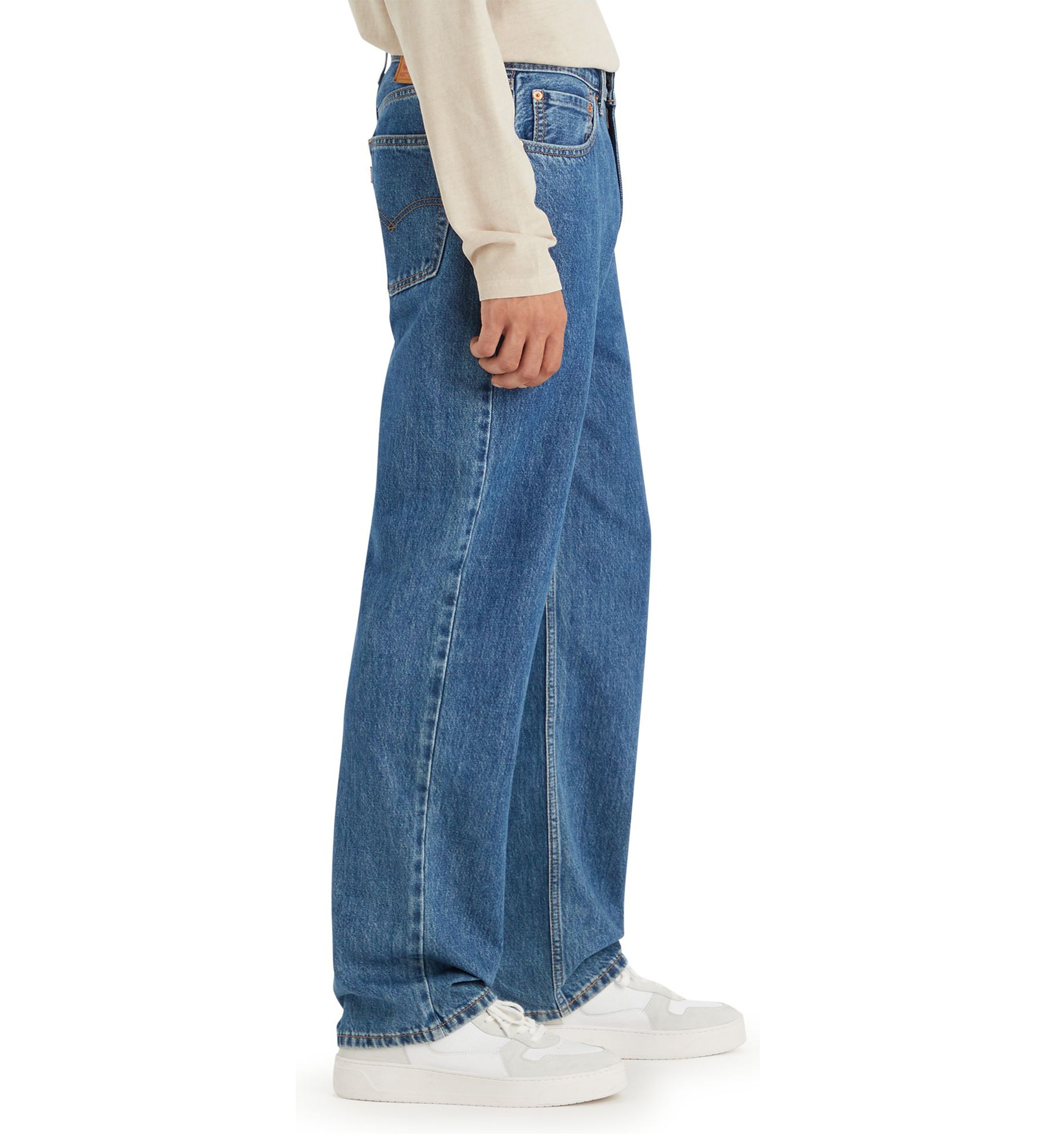 565™ Loose Straight Jeans