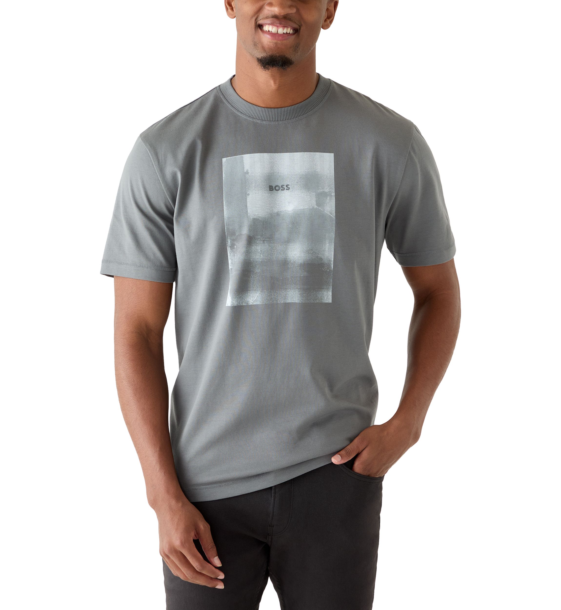 Boss FREEZER ICE BURN Tシャツ (グレー) HUGO BOSS Men's Tebroken Ice Graphic T-Shirt | Belk