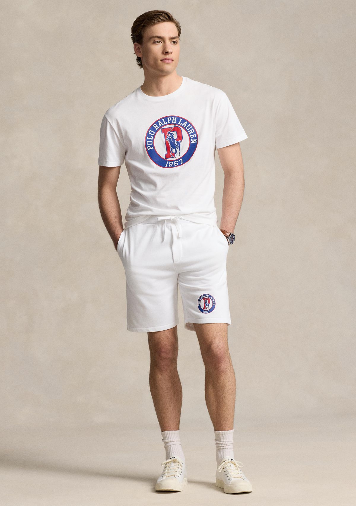 8.5" Fleece Graphic Shorts