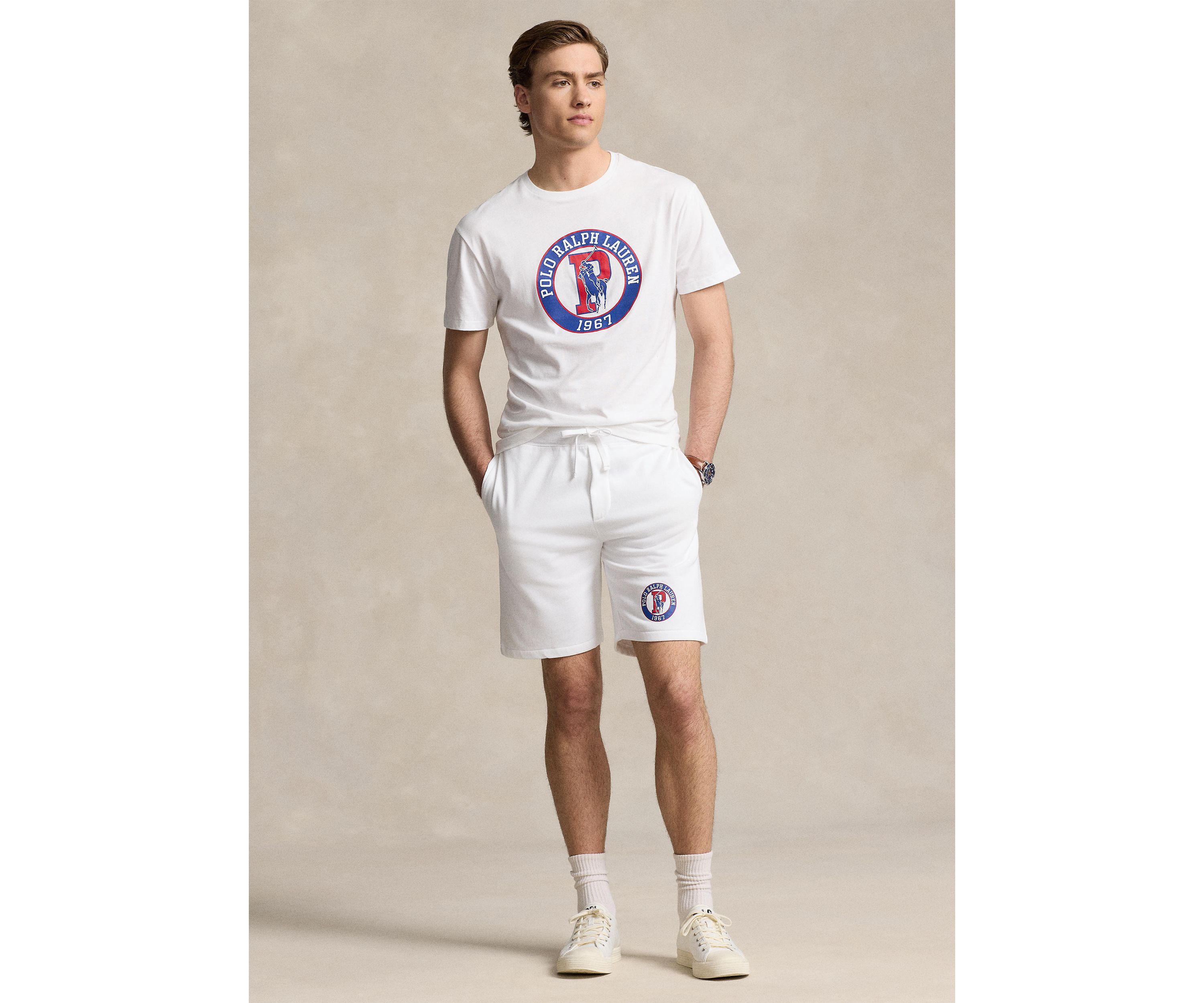 8.5" Fleece Graphic Shorts