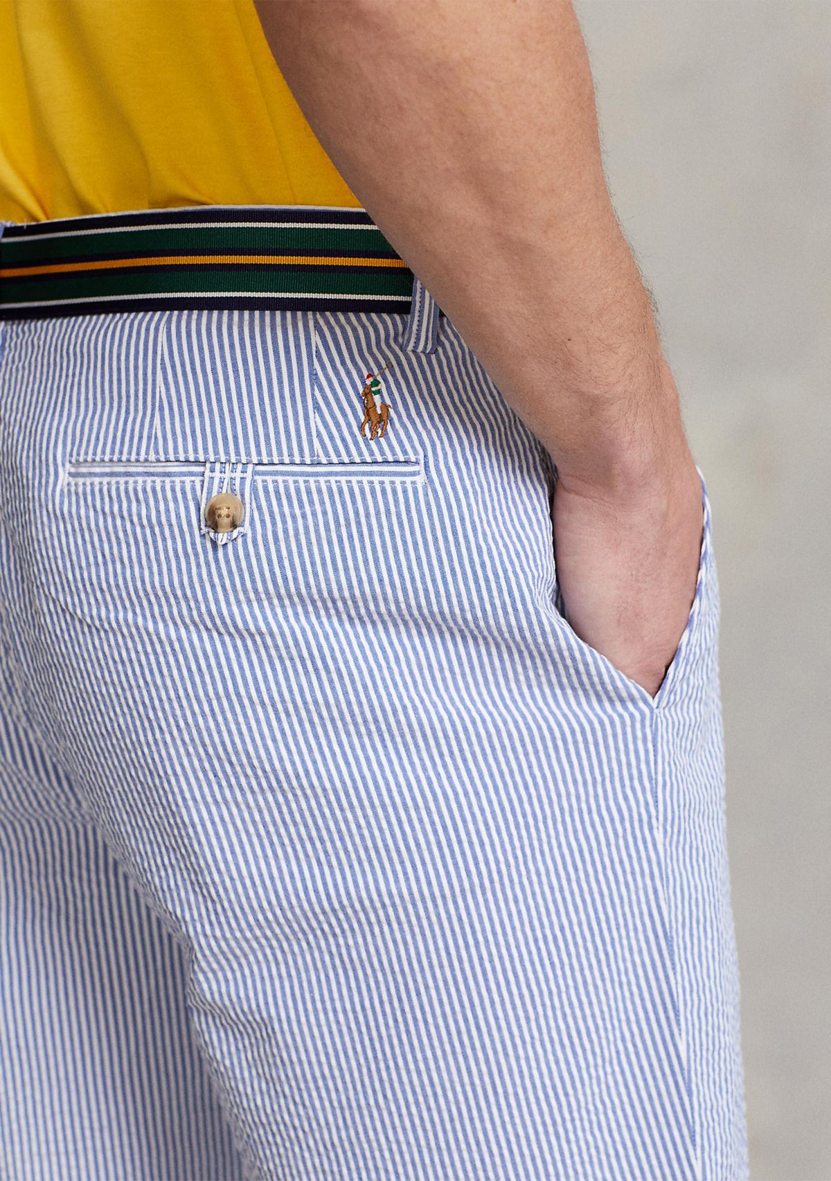 9.25" Stretch Classic Fit Seersucker Shorts 