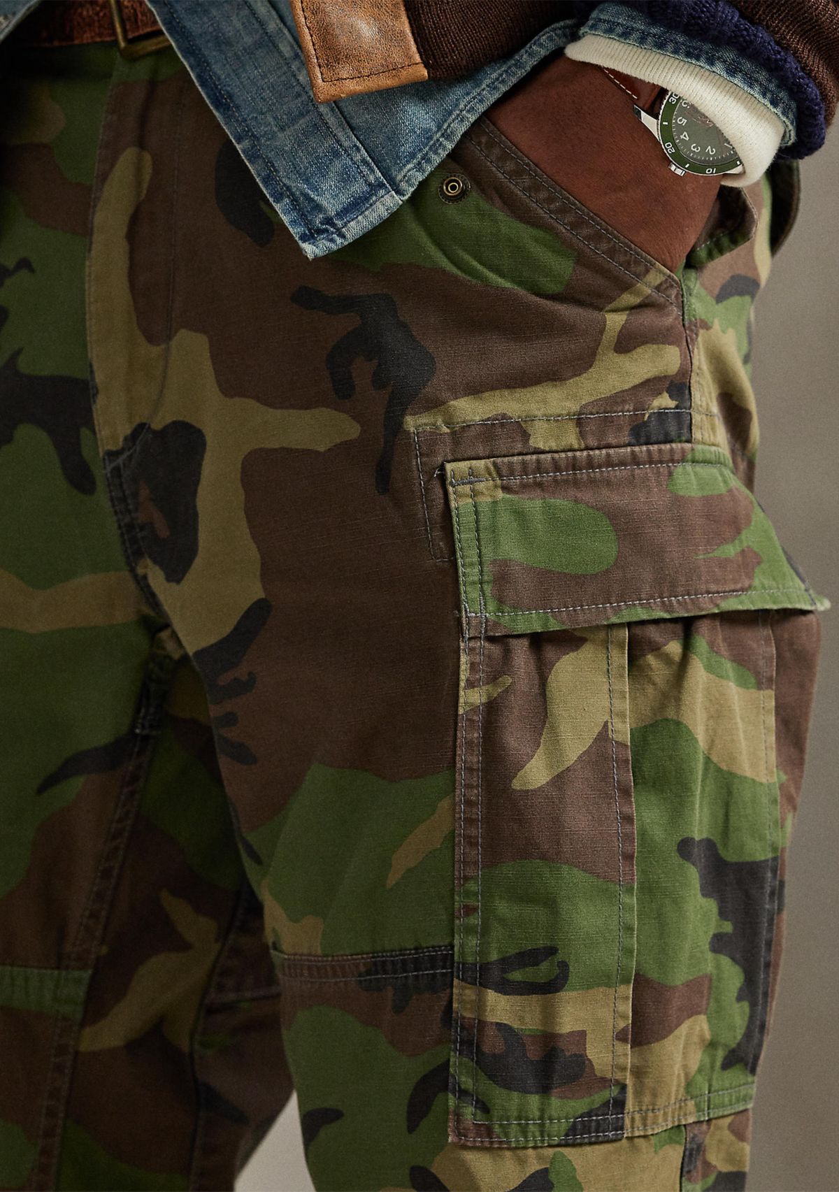 Mens Classic Fit Camo Canvas Cargo Pants