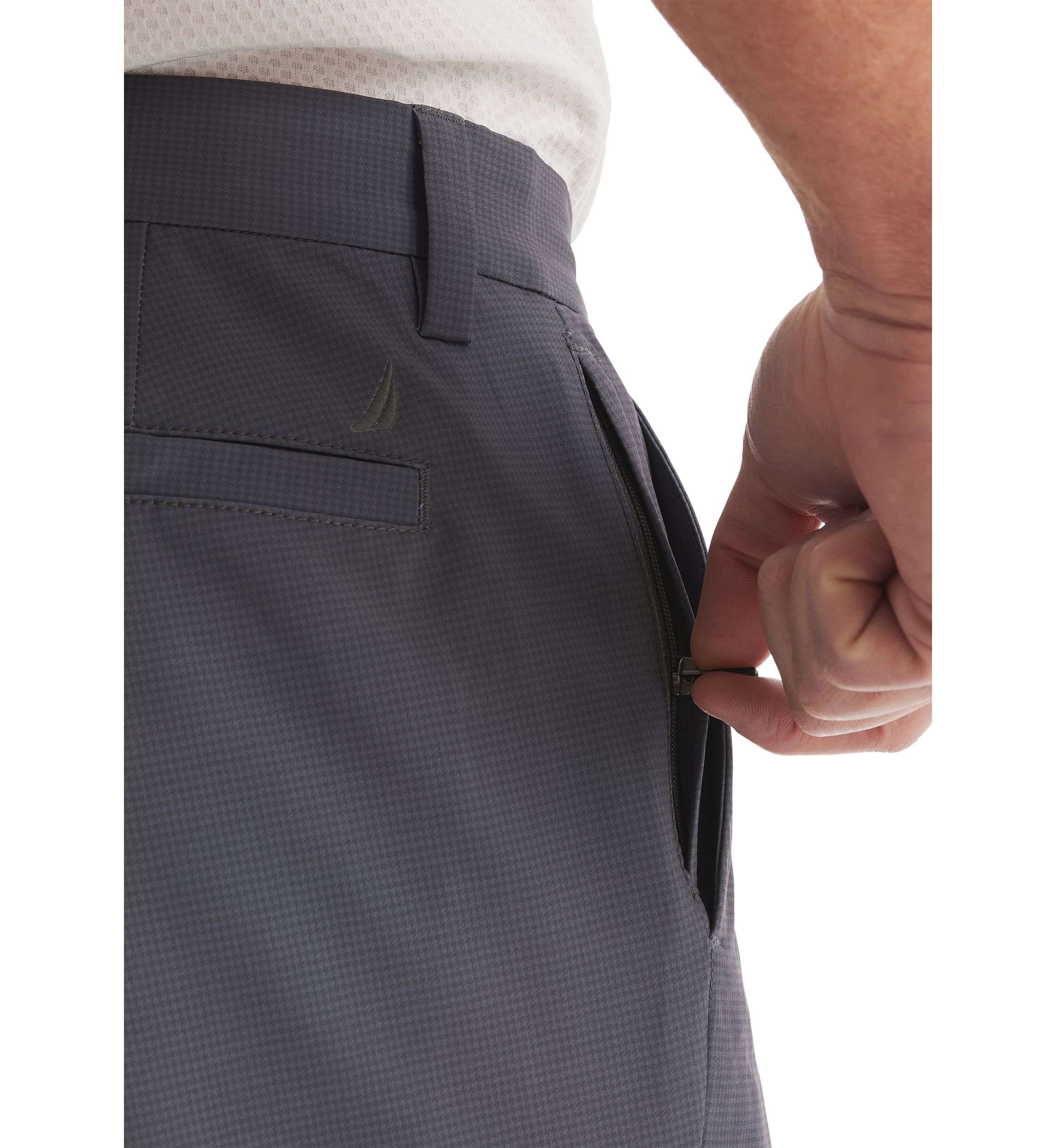 8.5" Printed Performance Shorts