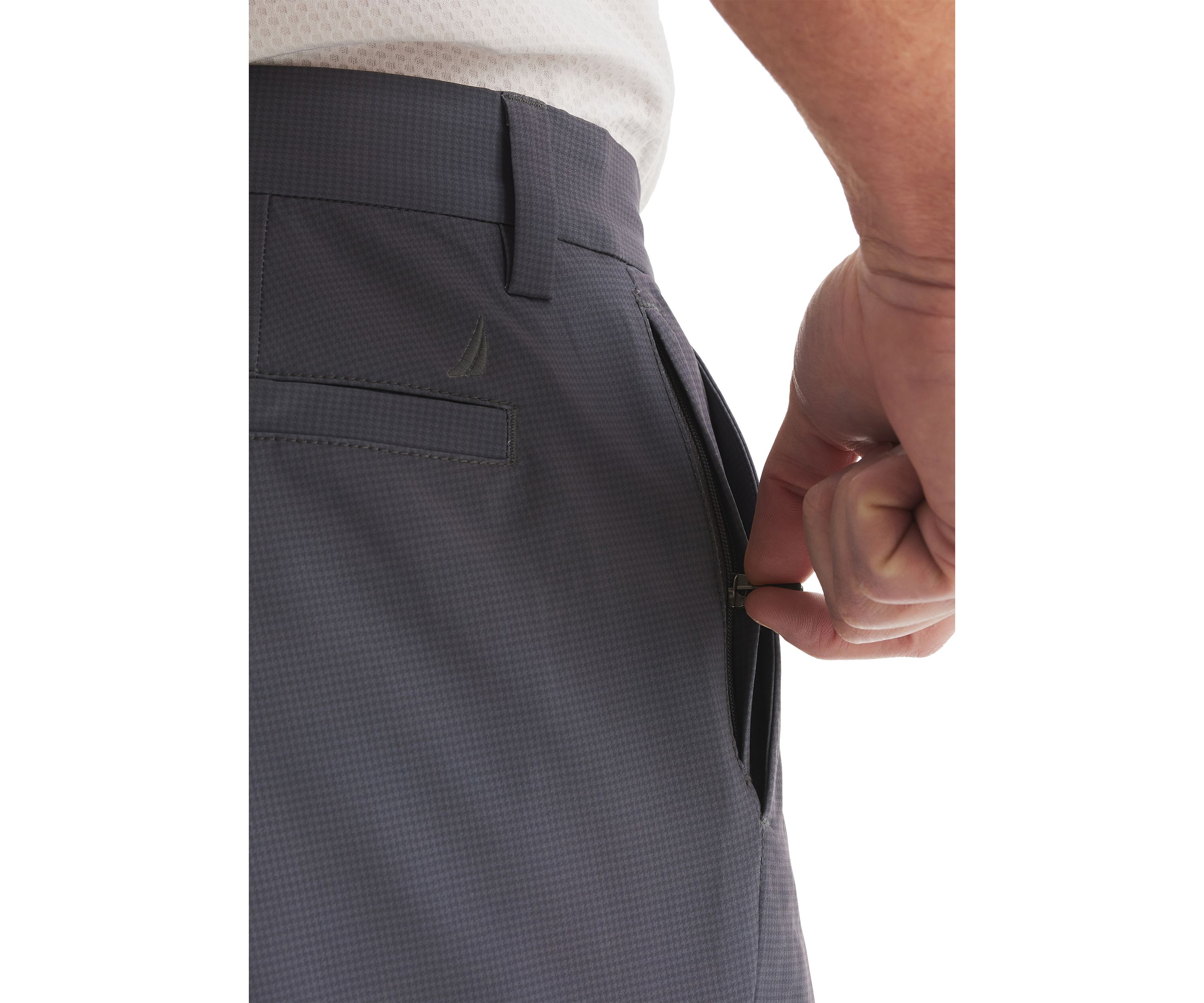 8.5" Printed Performance Shorts