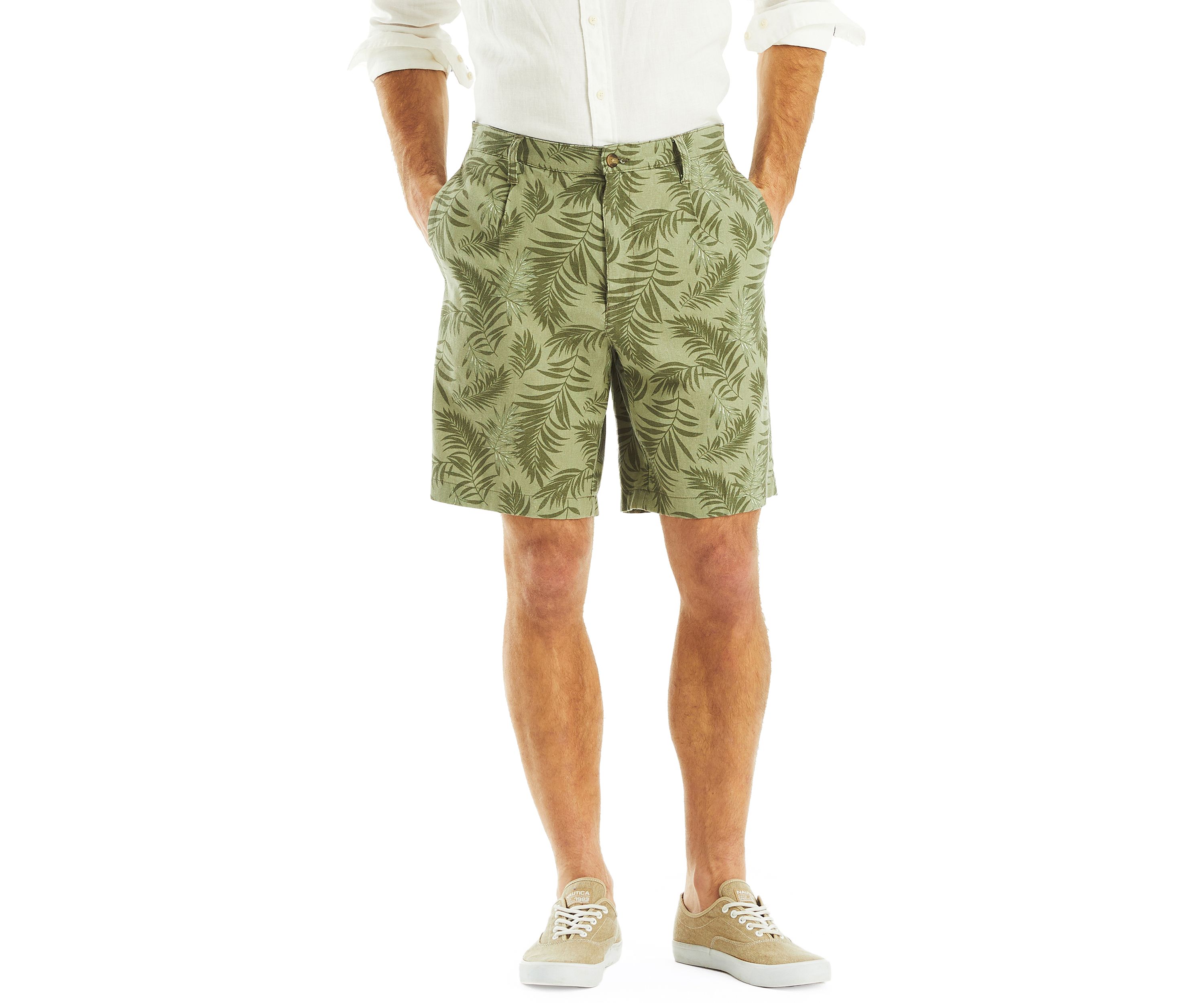 8.5" Linen Pleated Shorts