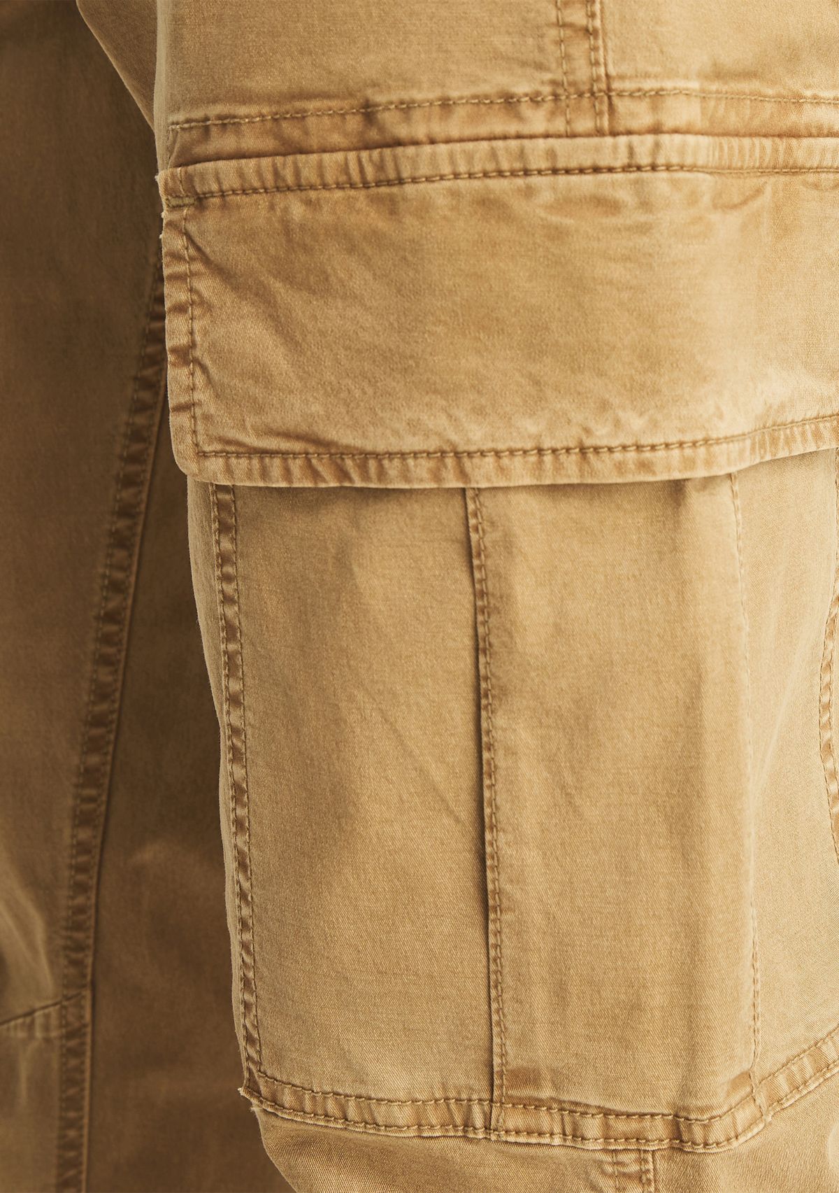 Pleated Cargo Pants