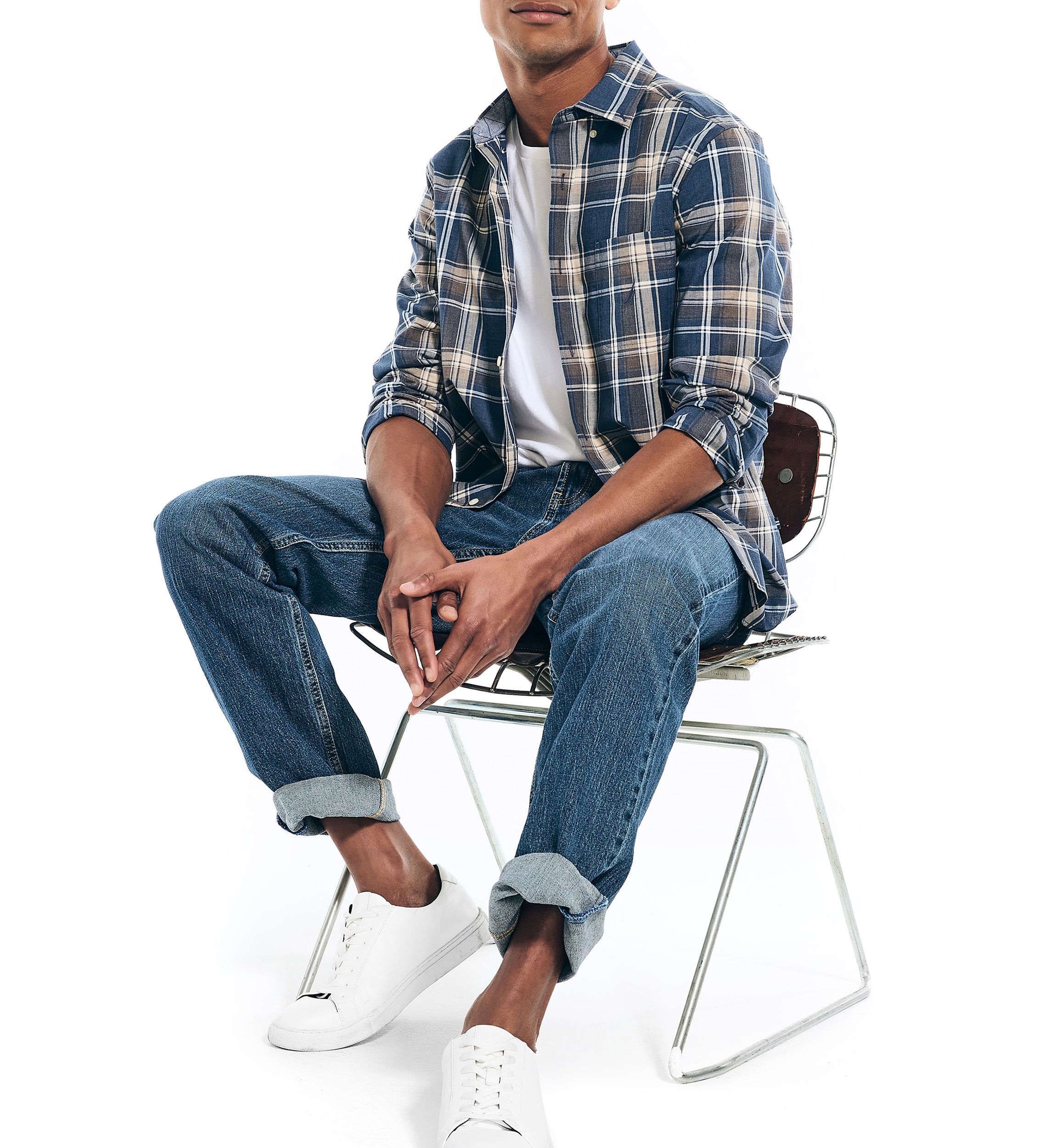 Long Sleeve Heathered Plaid Button Down Shirt