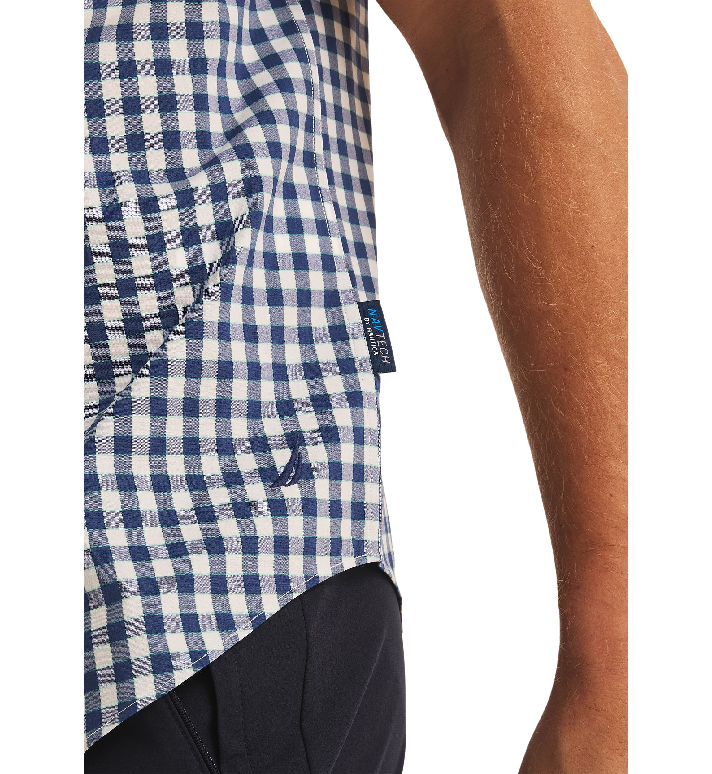 Navtech Trim Fit Plaid Short Sleeve Shirt