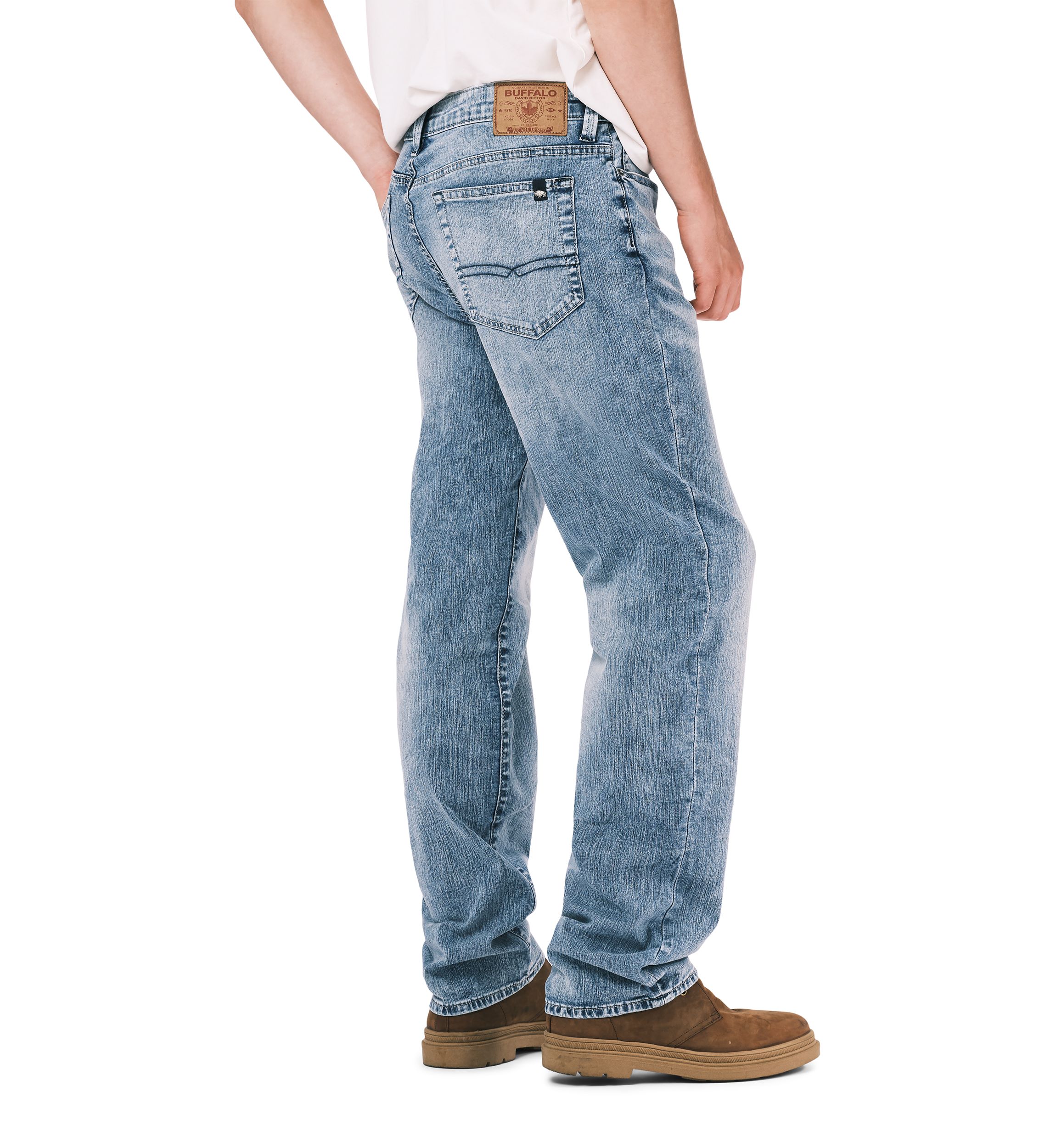 Relaxed Straight Driven Sandblasted Jeans
