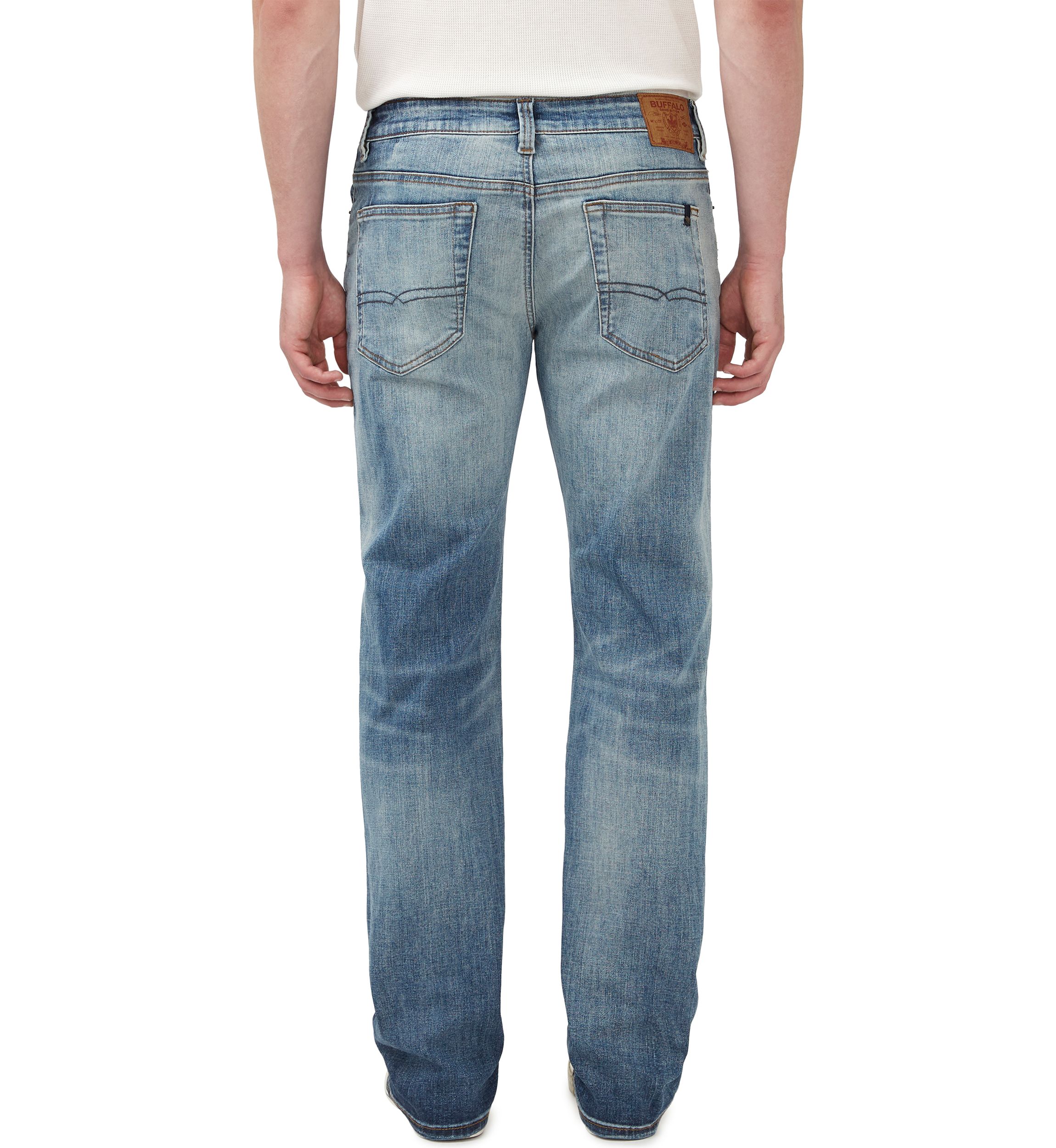 Relaxed Straight Driven Jeans