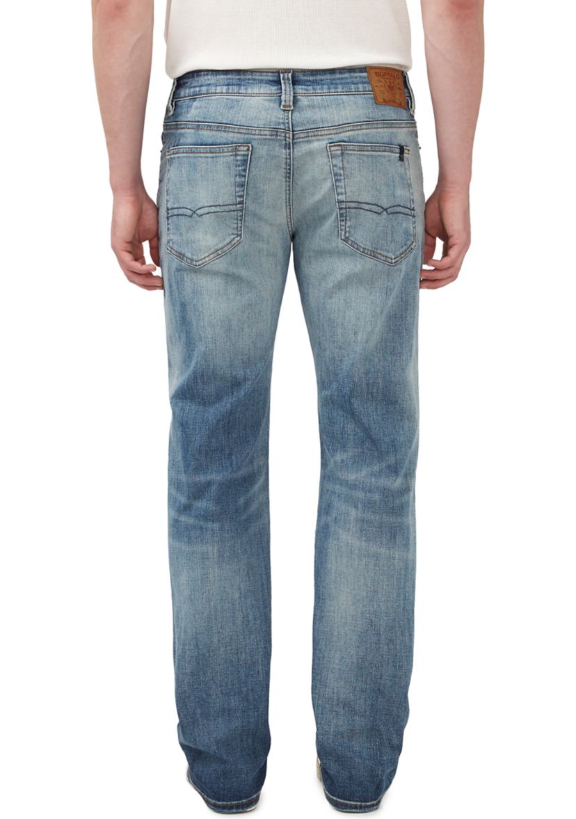 Relaxed Straight Driven Jeans