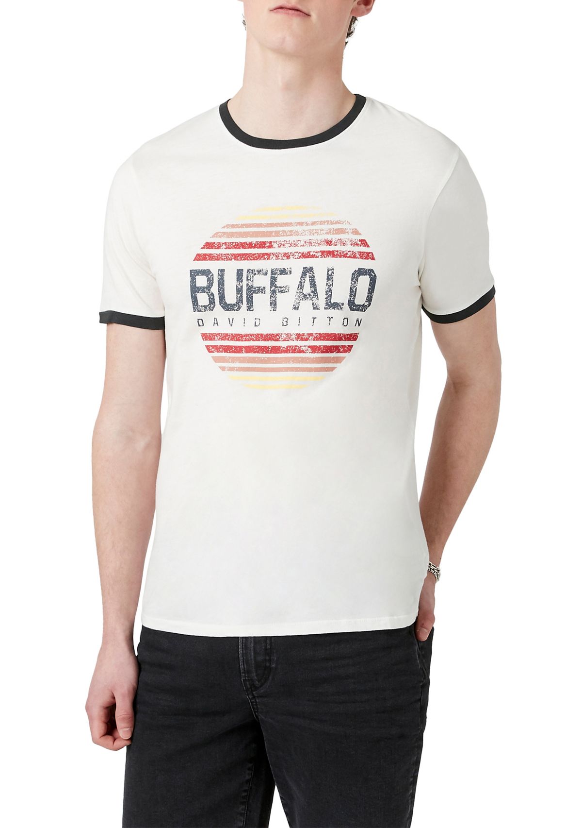 Circle Logo Graphic T-Shirt