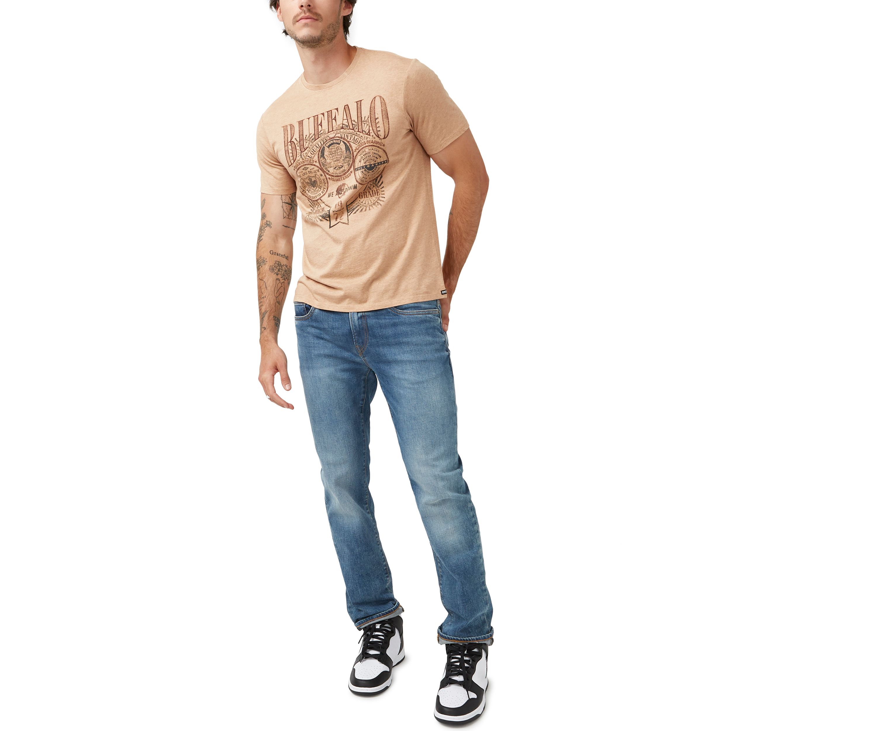 Talles Graphic T-Shirt 