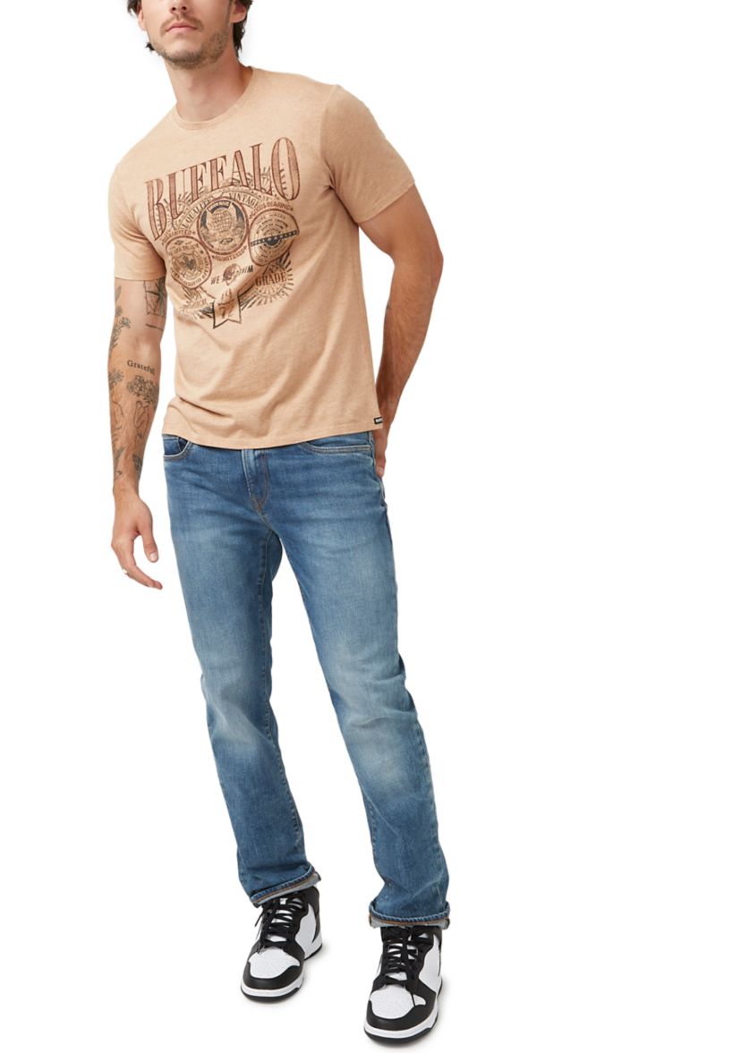 Talles Graphic T-Shirt 