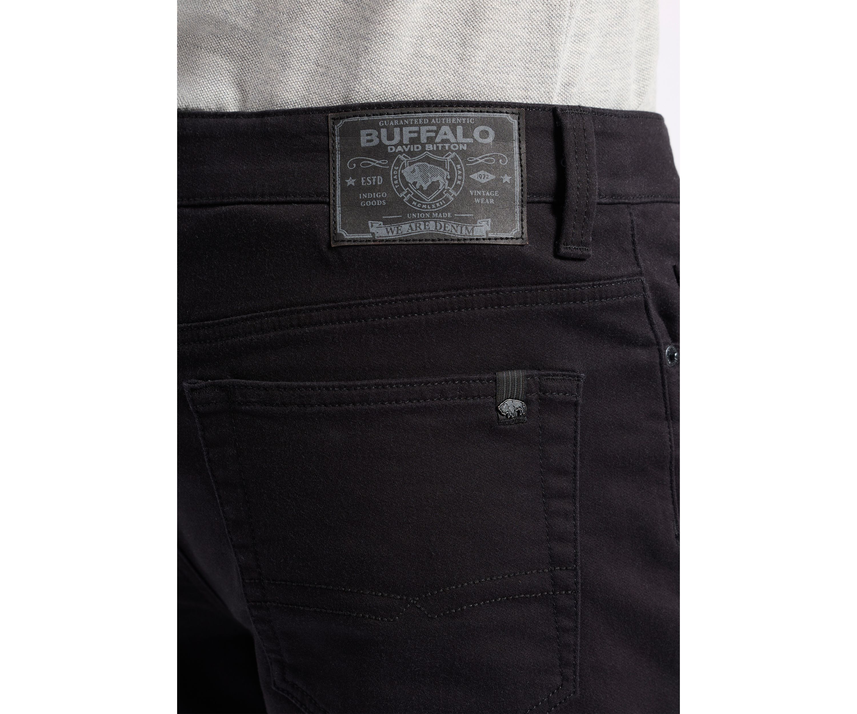 Mens Relaxed Straight Dean Freedom Flex Shorts