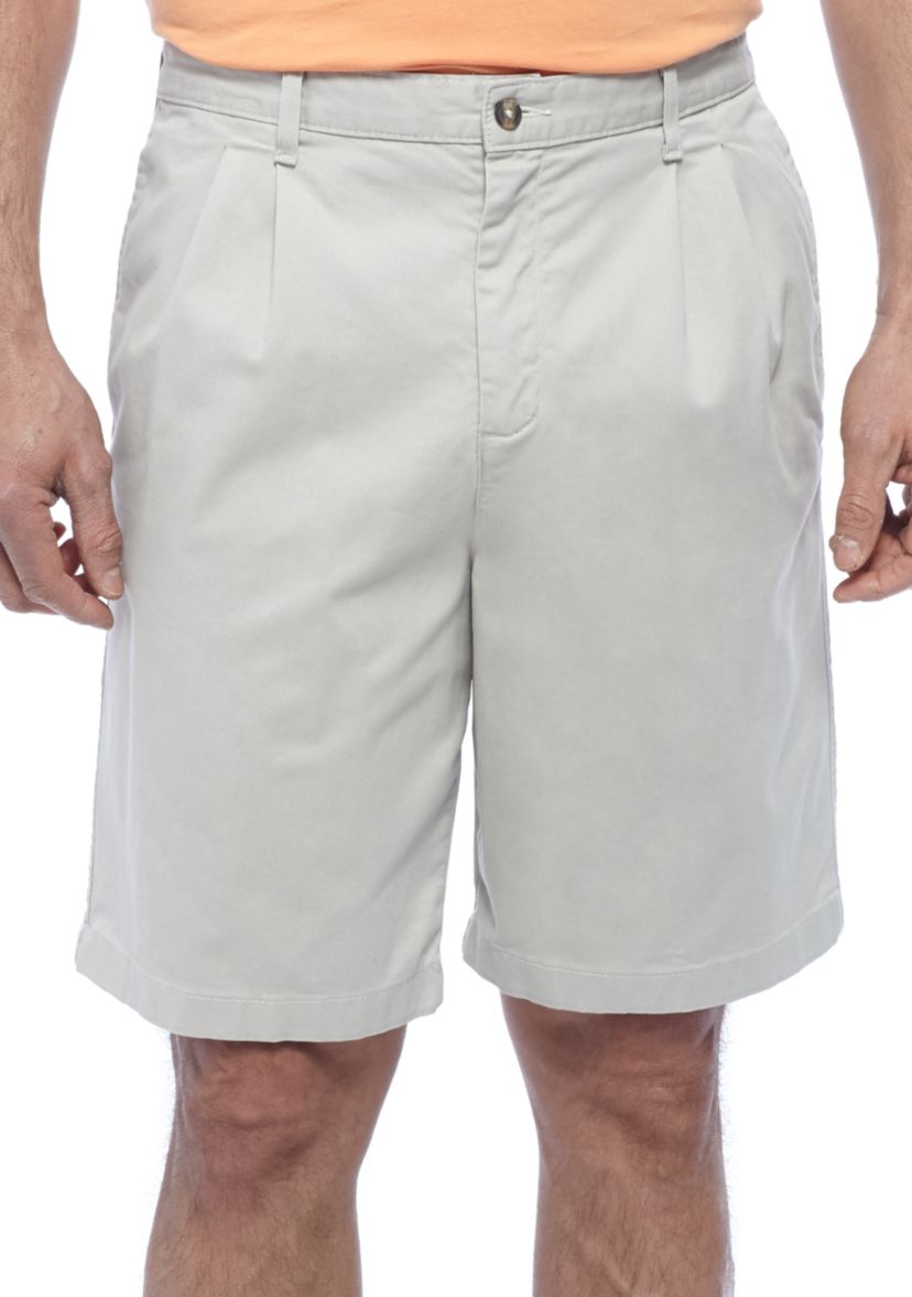 9 in Comfort Flex Stretch Pleated Twill Shorts