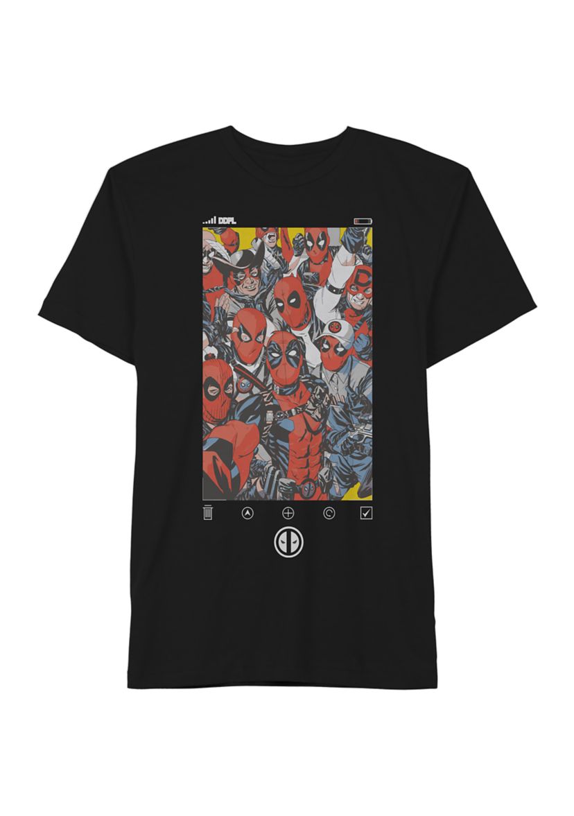 Deadpool Selfie Graphic T-Shirt 