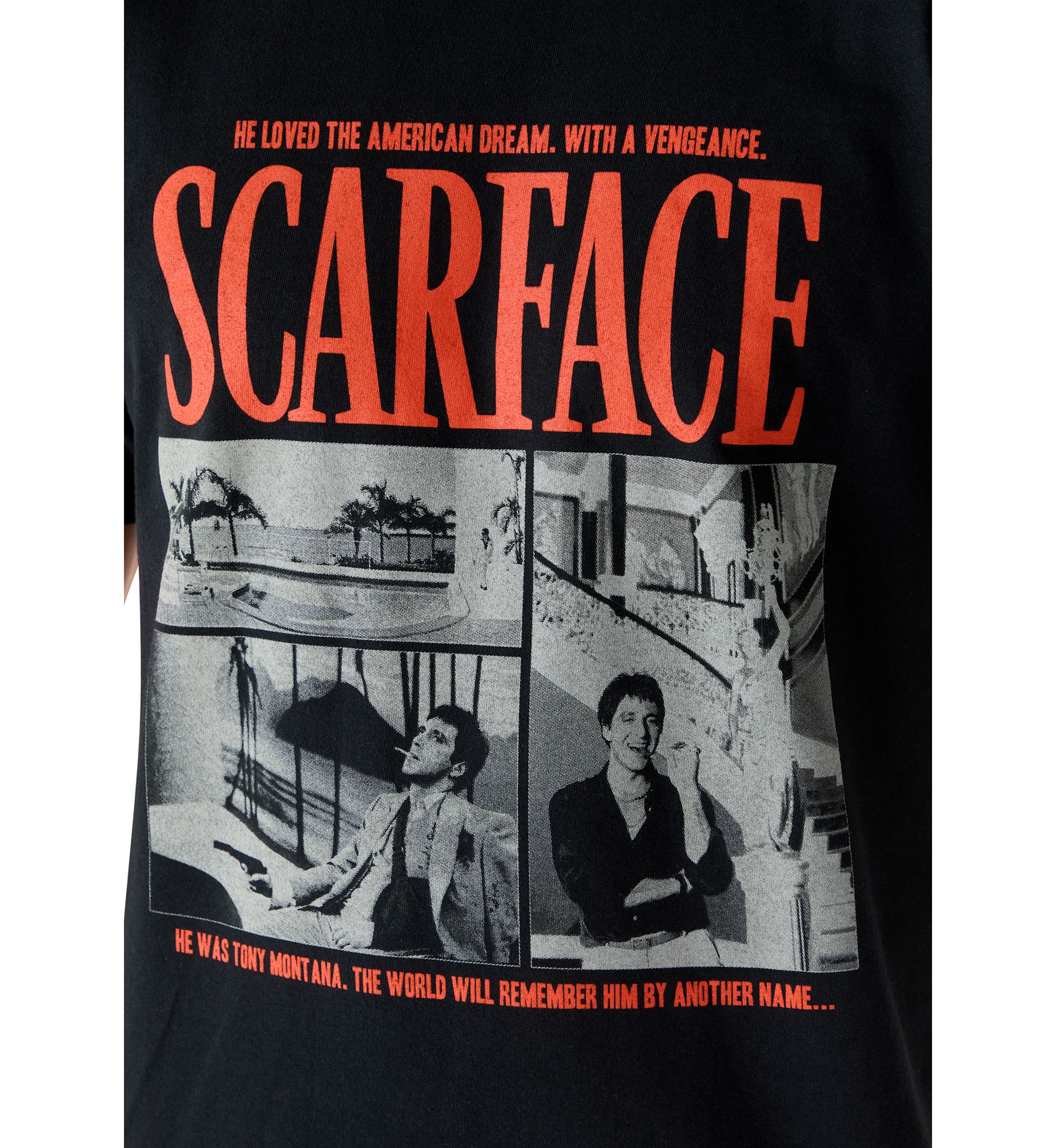 Scarface Men's Scarface Boxes Graphic T-Shirt | Belk